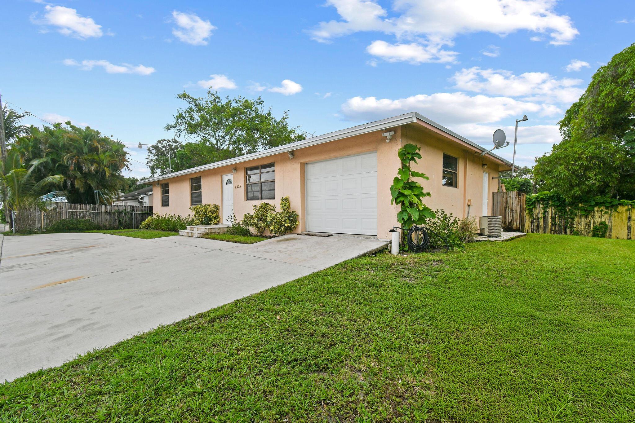 View photos, virtual tours, details... 2634 Summit Boulevard
