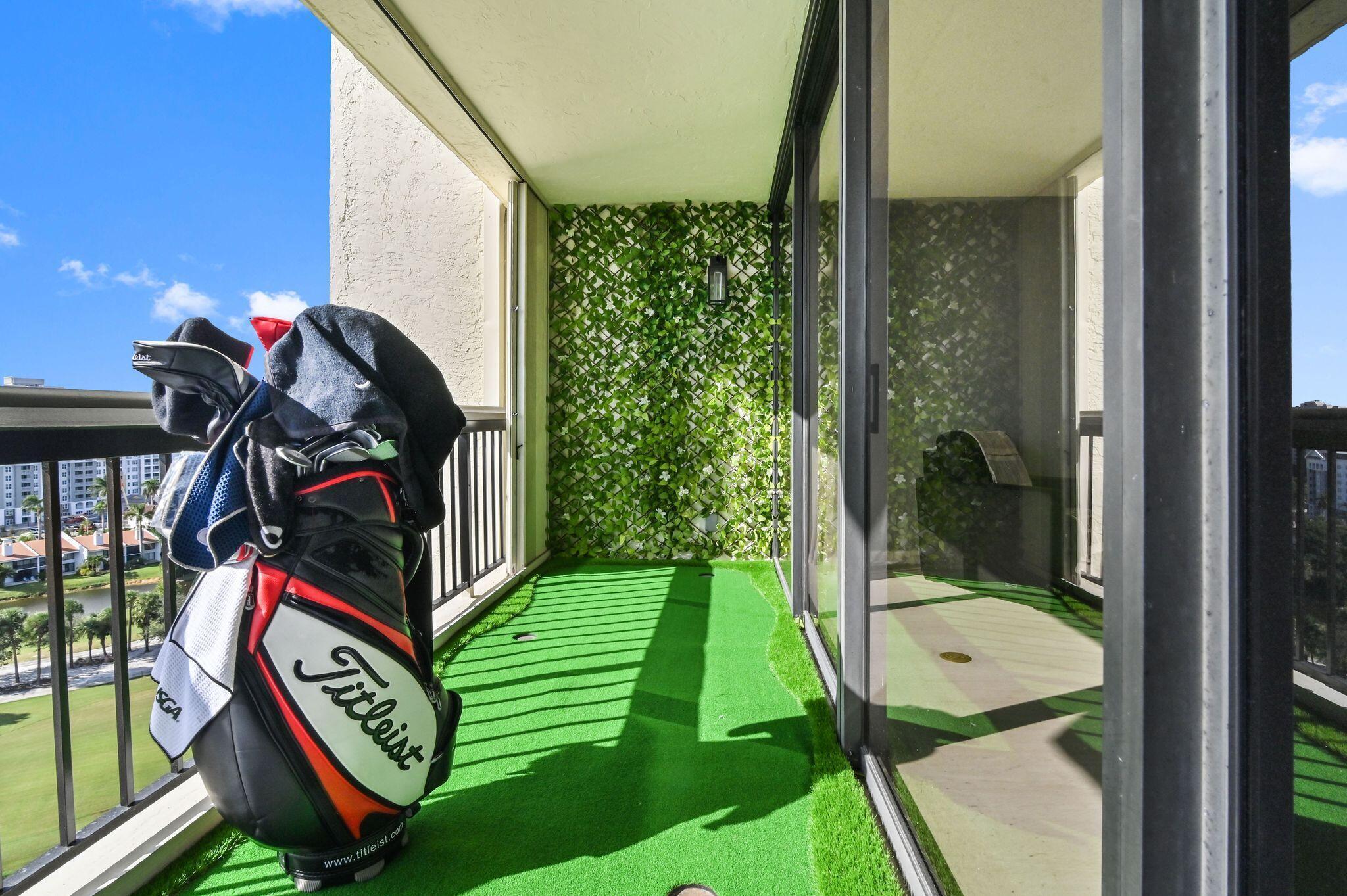 CONSULATE CONDO - Residential