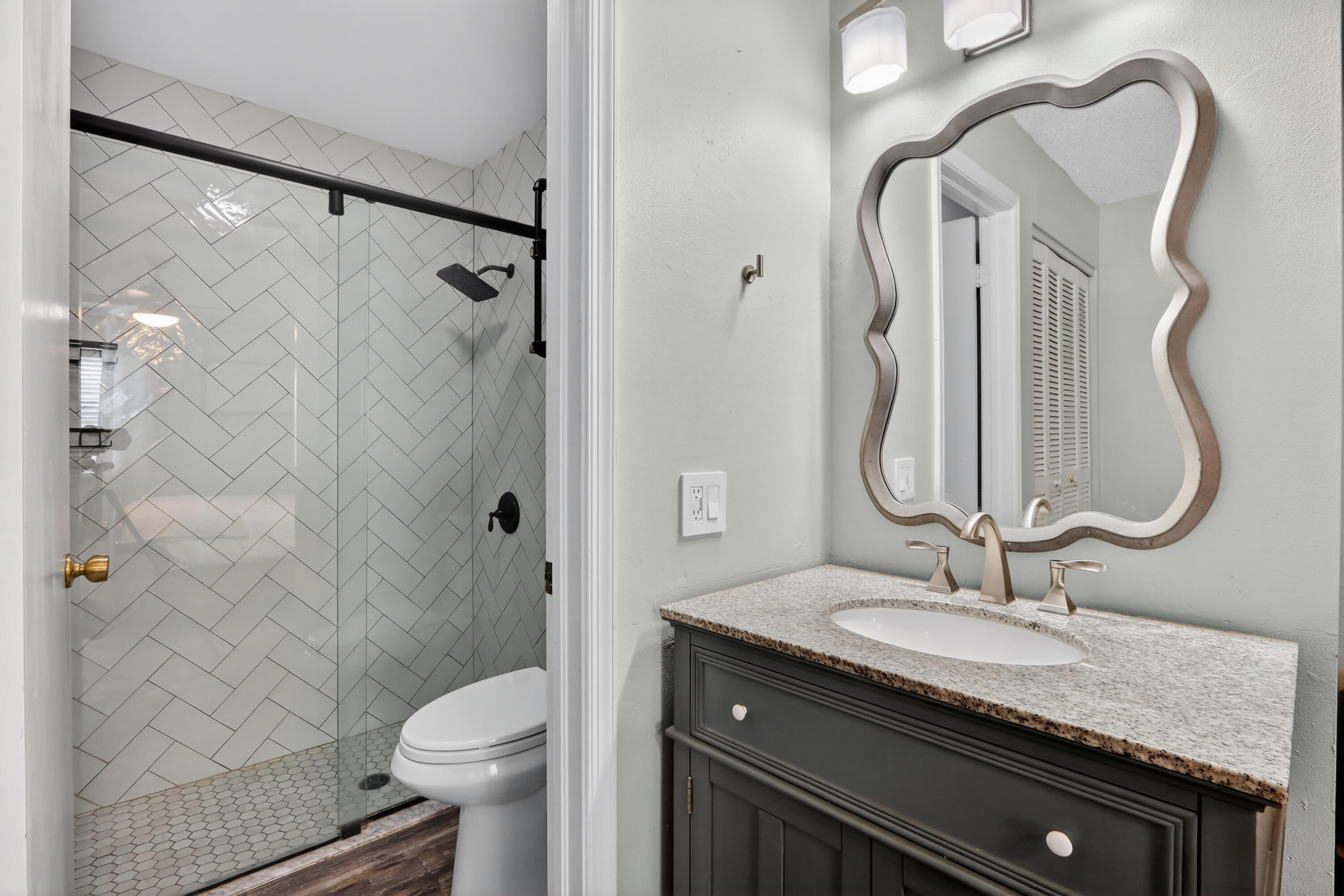 JUPITER CRESTA UNIT 2 - Residential