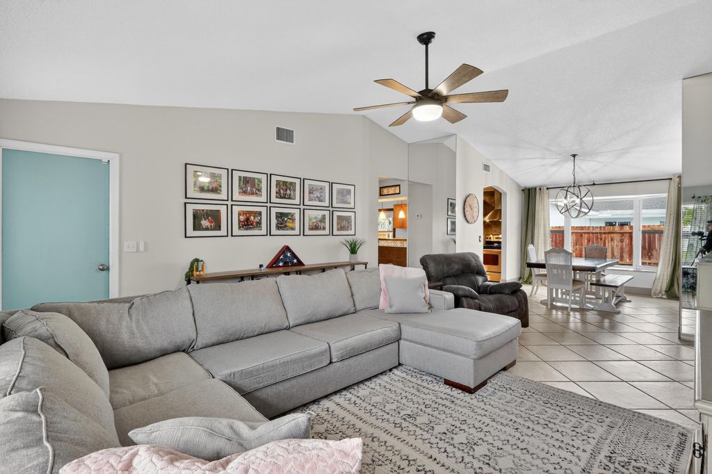 Photo of 4139 Wingo Street, Jupiter, FL 33469 (MLS # B26002695)