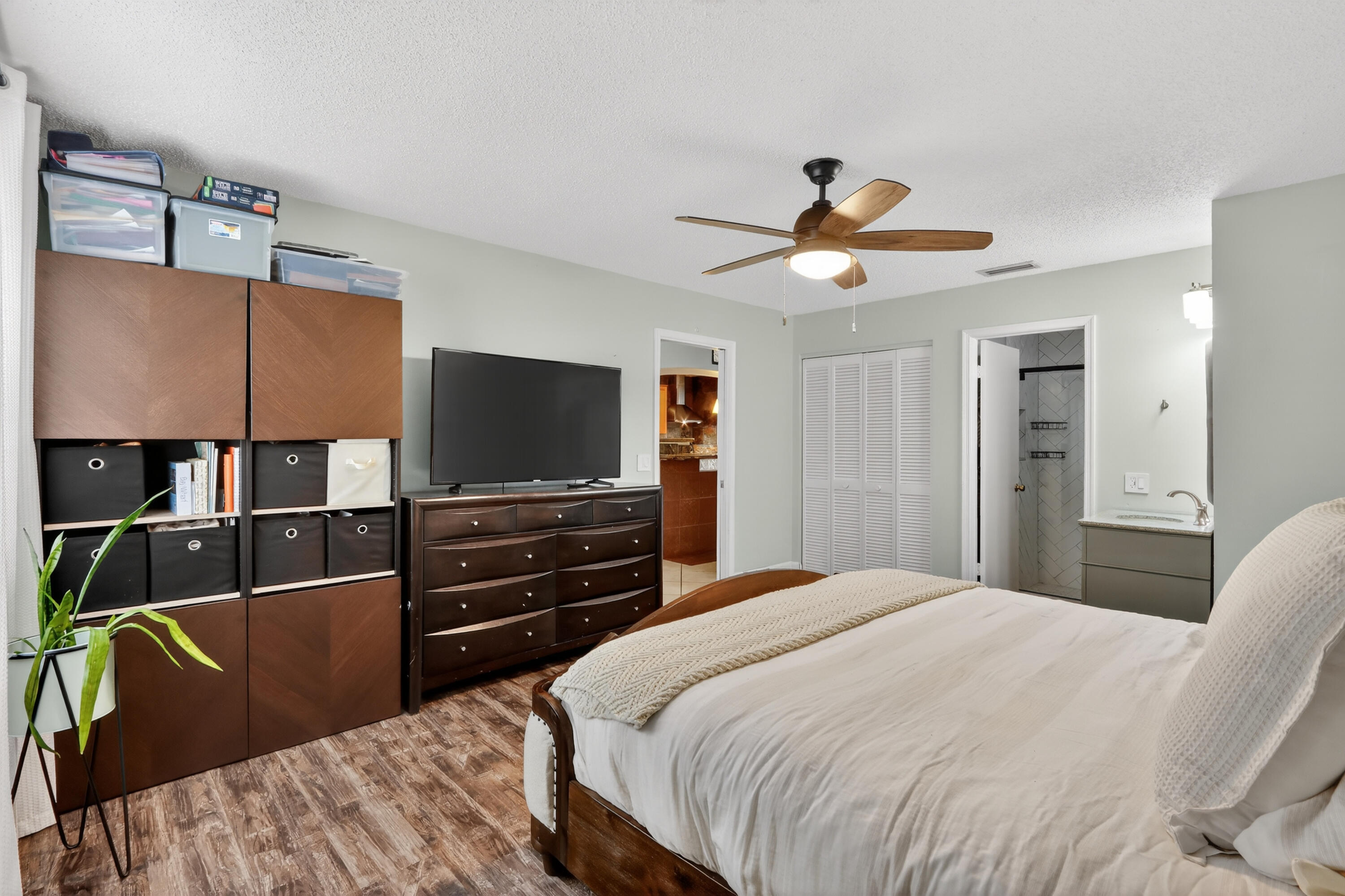 JUPITER CRESTA UNIT 2 - Residential