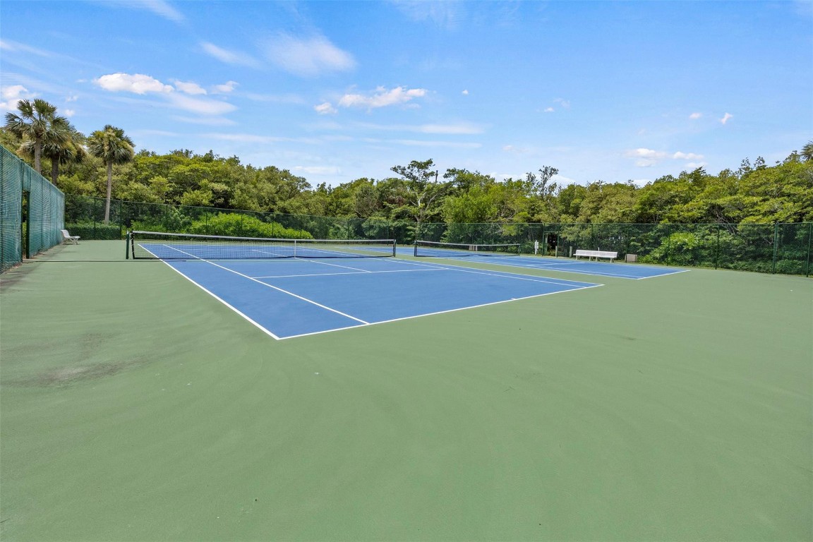 Sea Pointe Towers - Residential