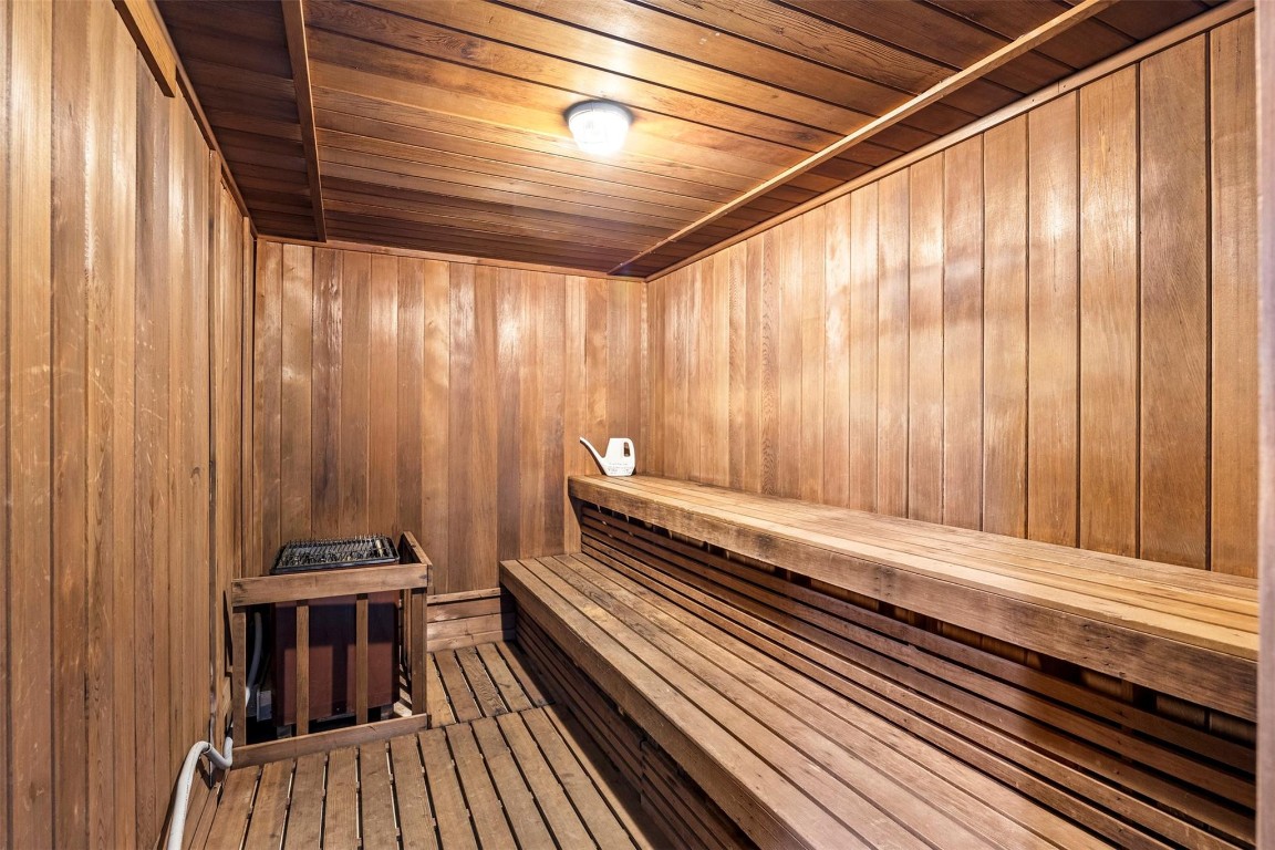 Sea Pointe Towers - Residential