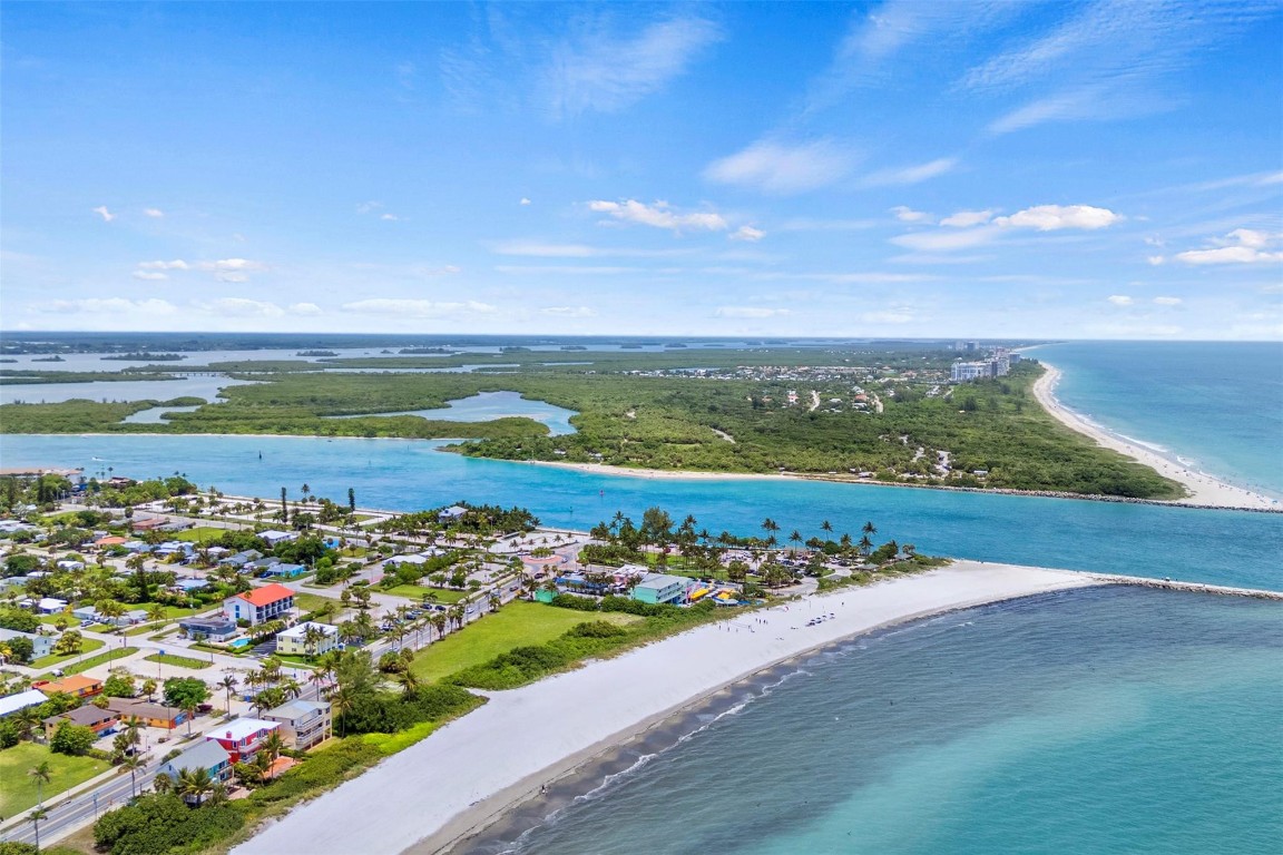 Sea Pointe Towers - Residential