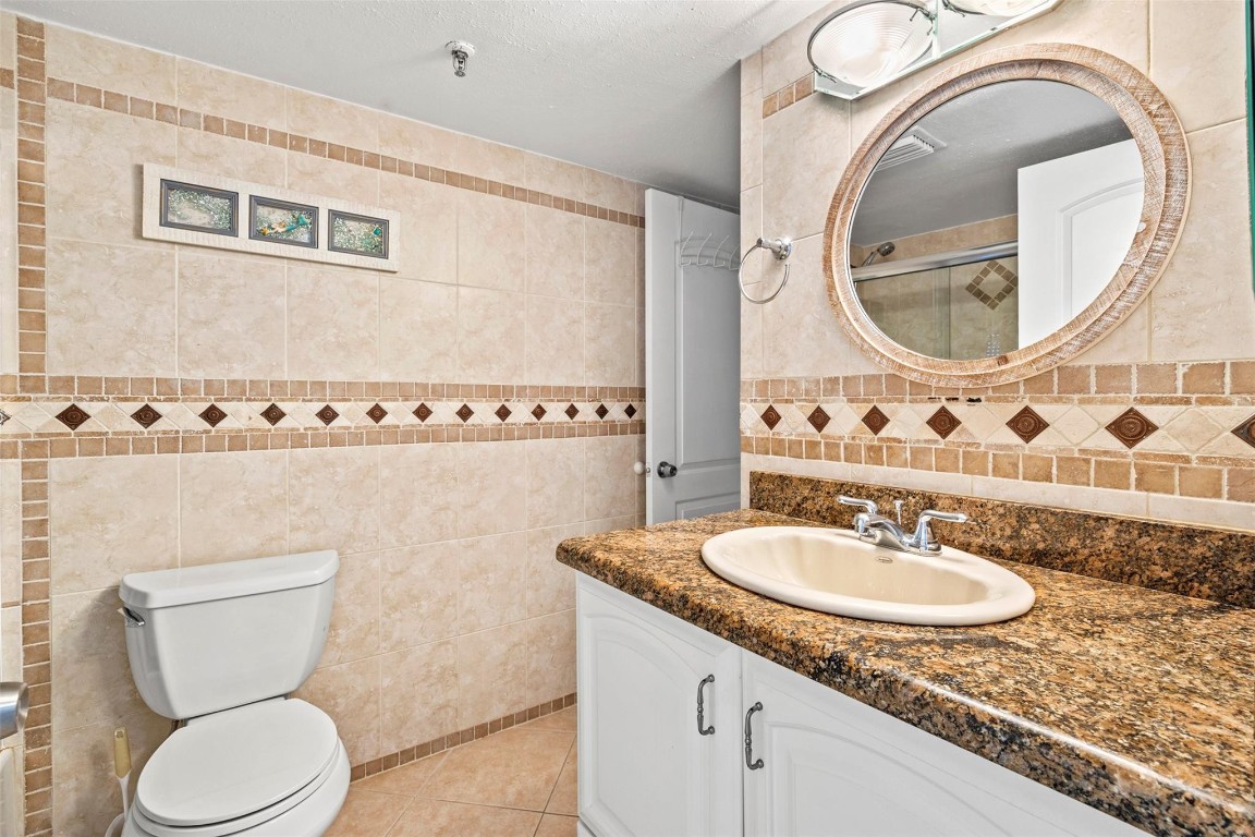 Sea Pointe Towers - Residential