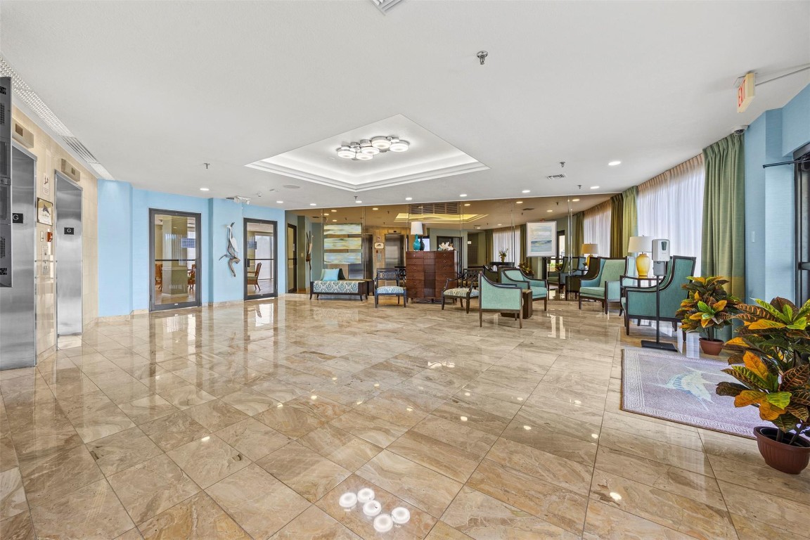 Sea Pointe Towers - Residential