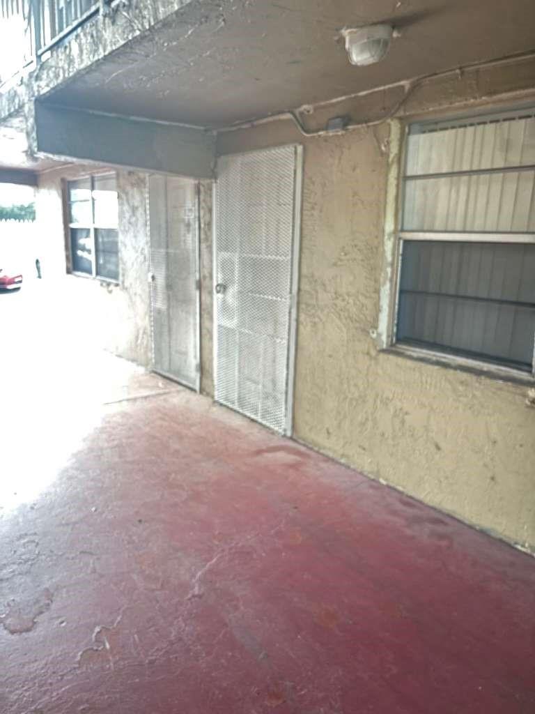 NEW WORLD - Residential