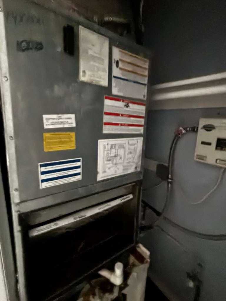 NEW WORLD - Residential