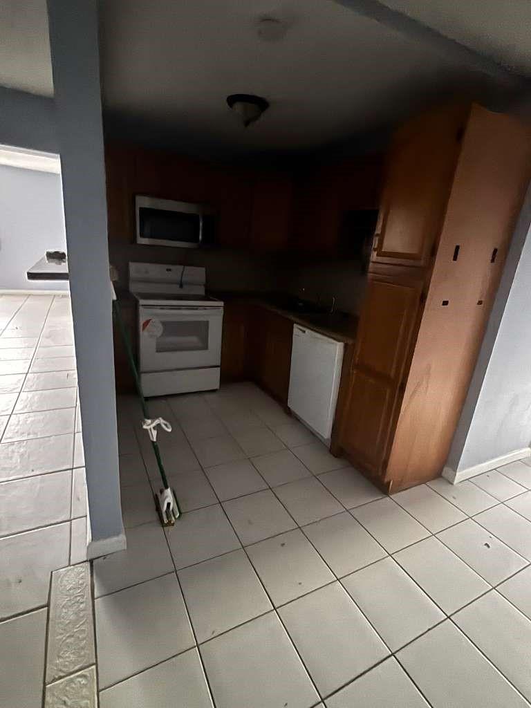 NEW WORLD - Residential