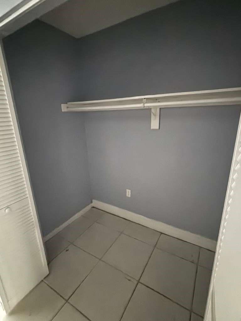 NEW WORLD - Residential