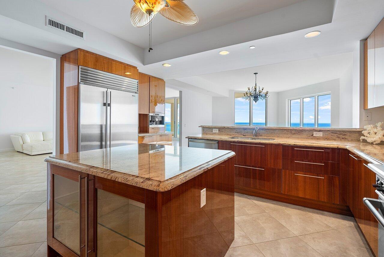 2700 NORTH OCEAN CONDO - Residential