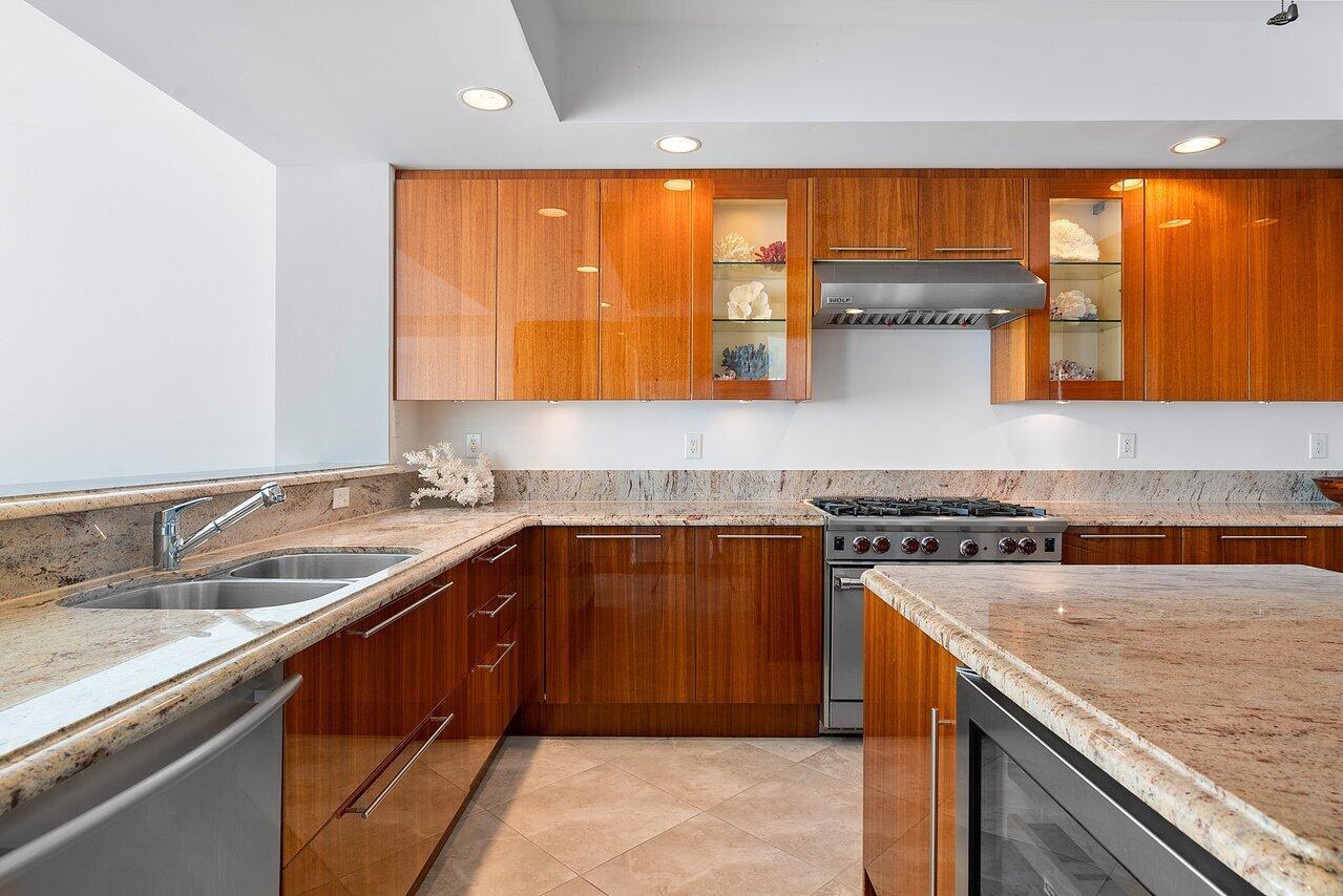 2700 NORTH OCEAN CONDO - Residential