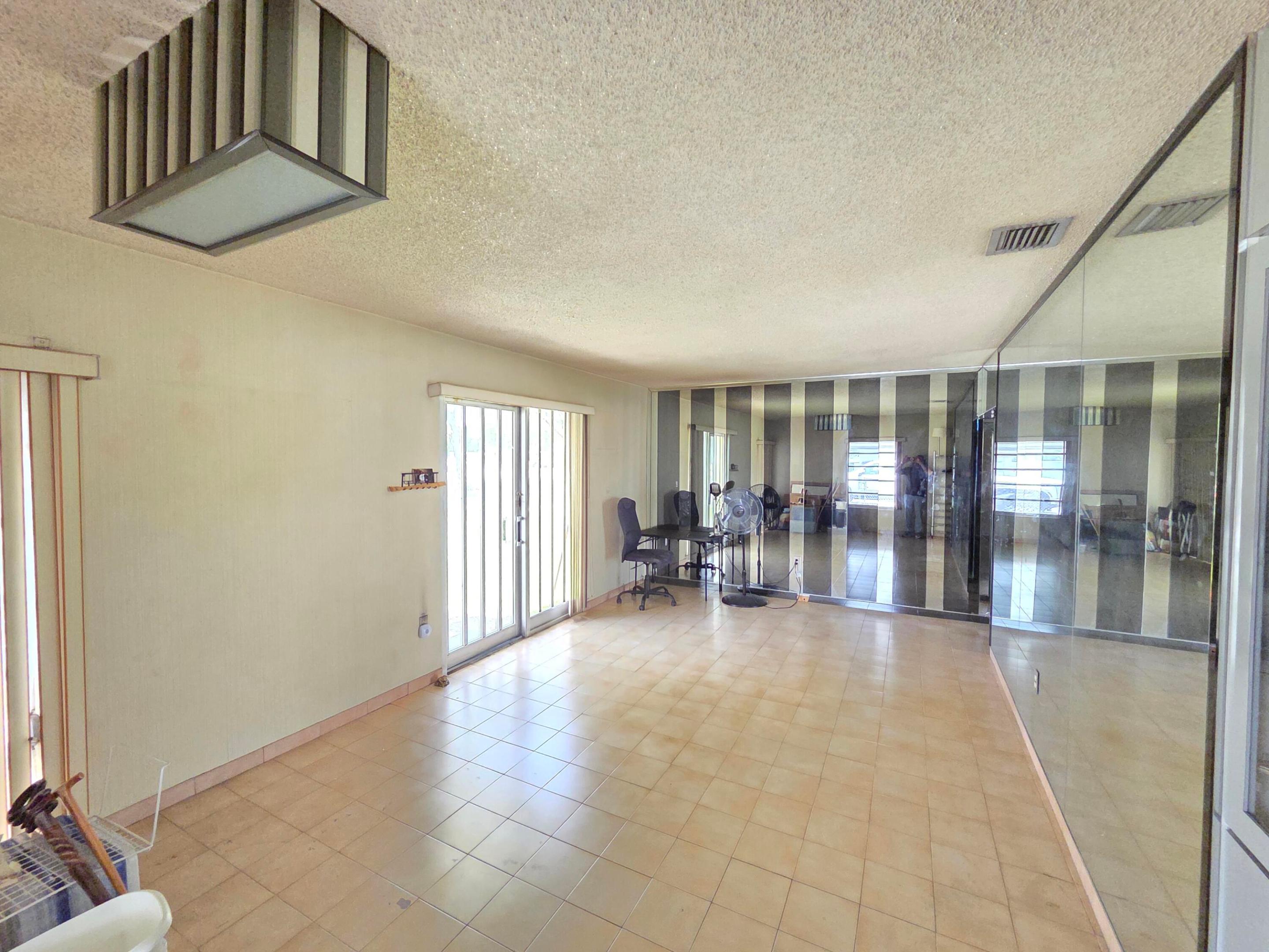 LOVELL PARK - Residential