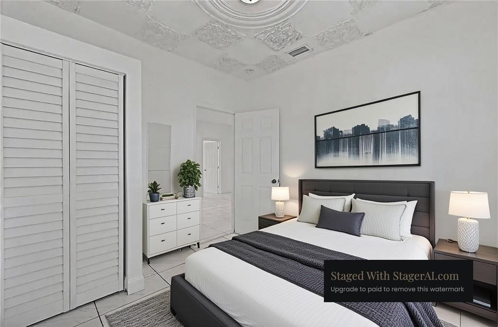 36TH ST MANOR - Residential