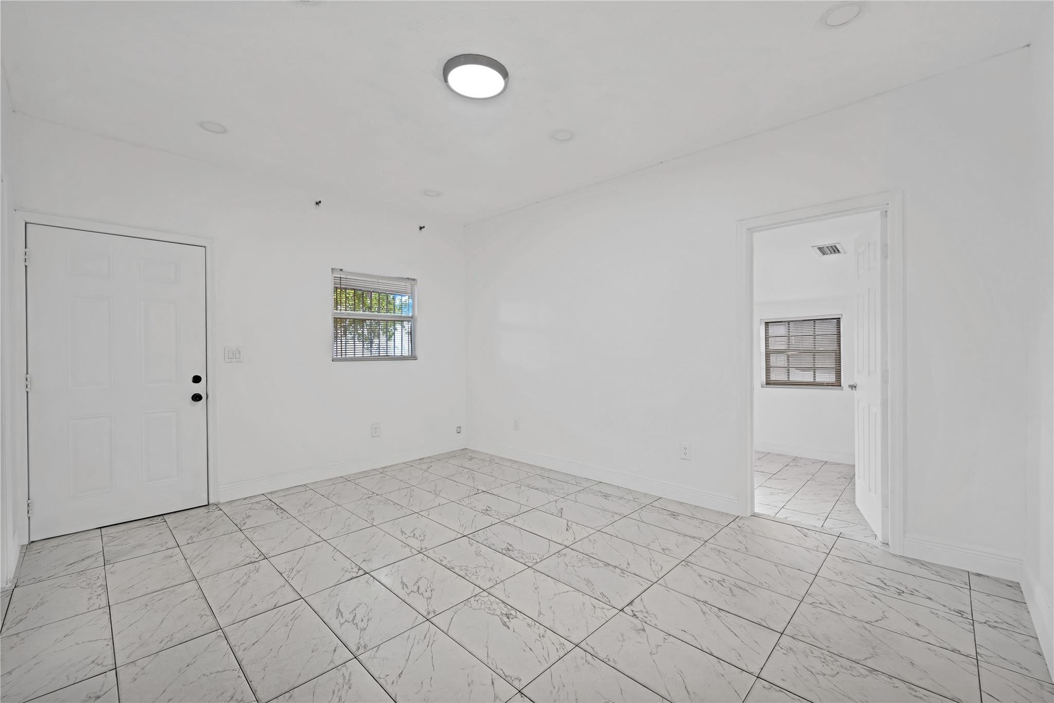 36TH ST MANOR - Residential