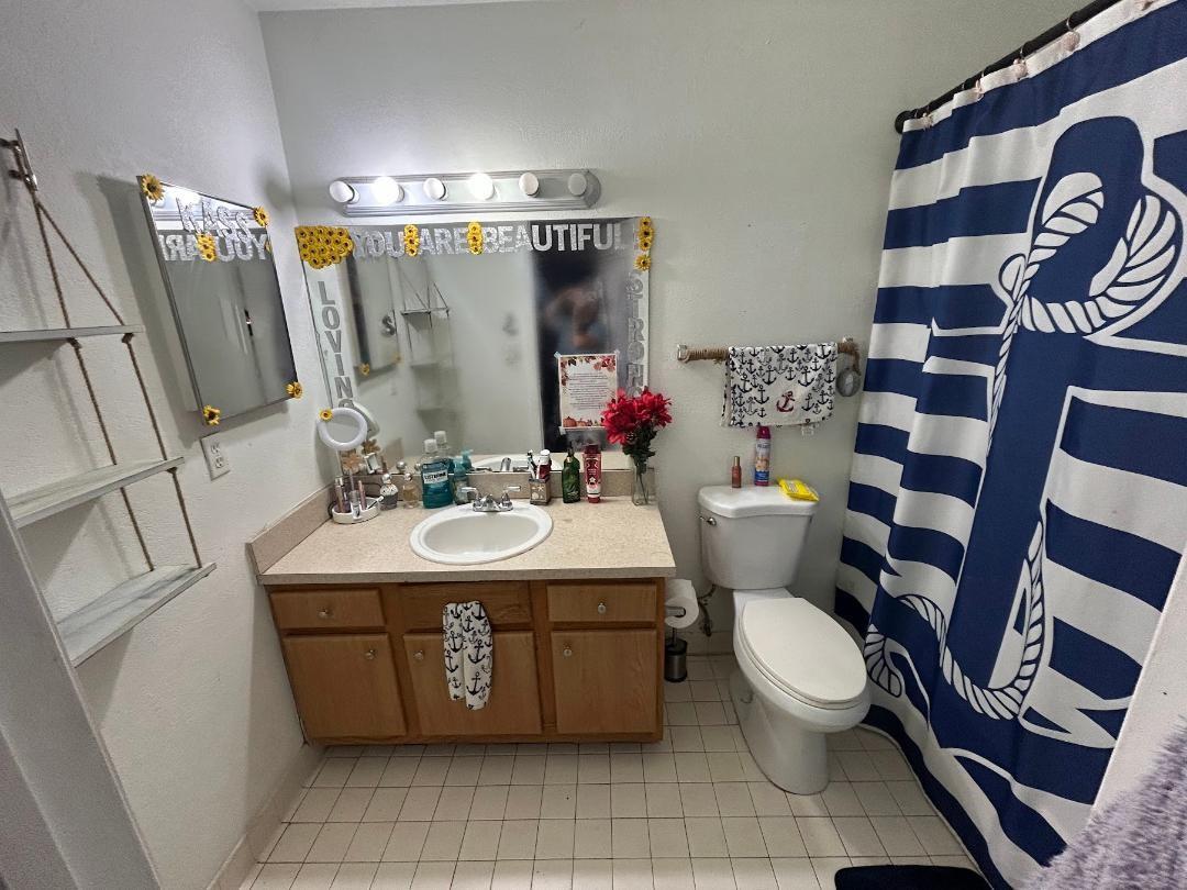 Marina Oaks Condo - Residential Lease