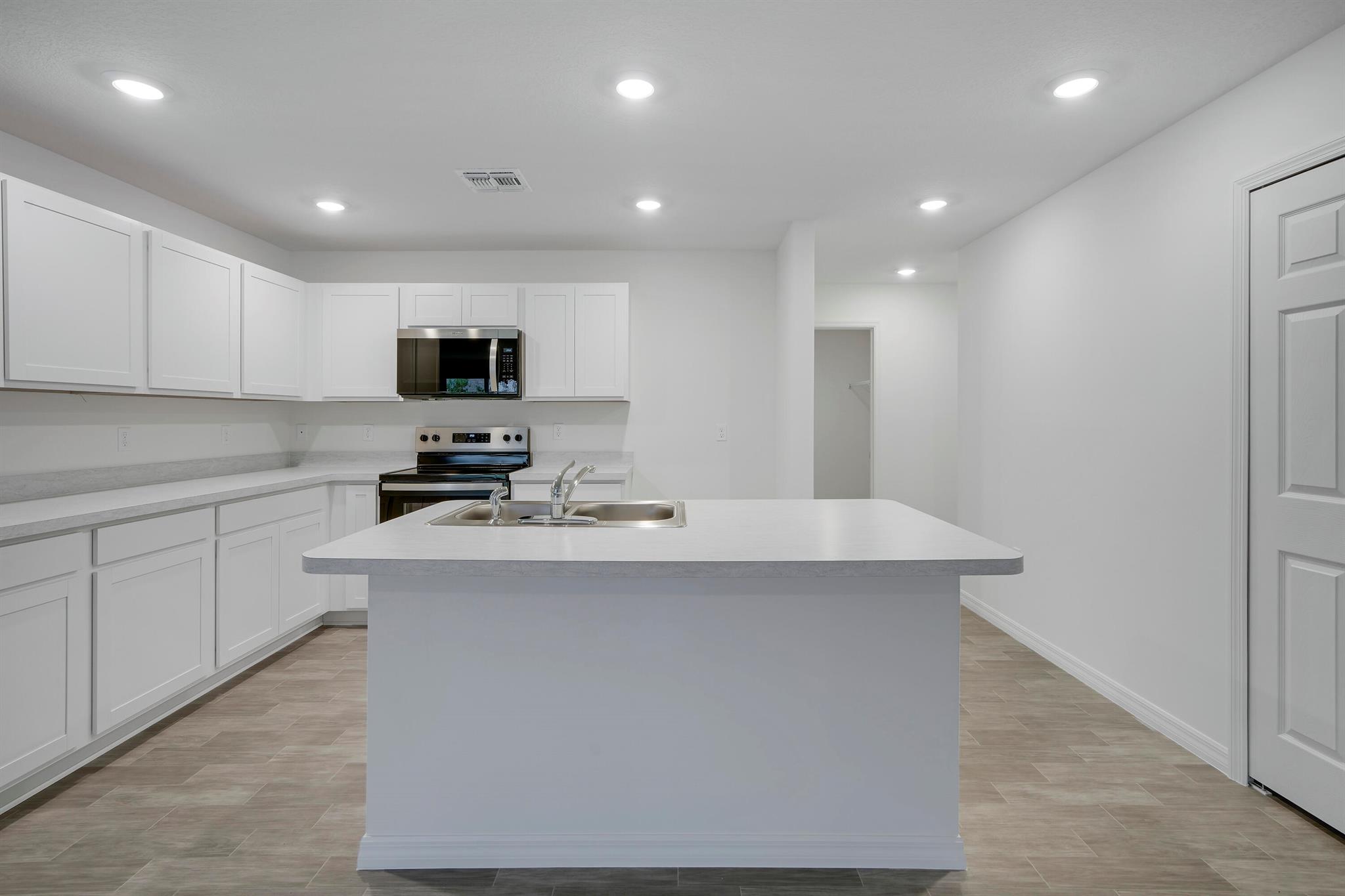 PORT ST LUCIE SECTION 39 - Residential Lease
