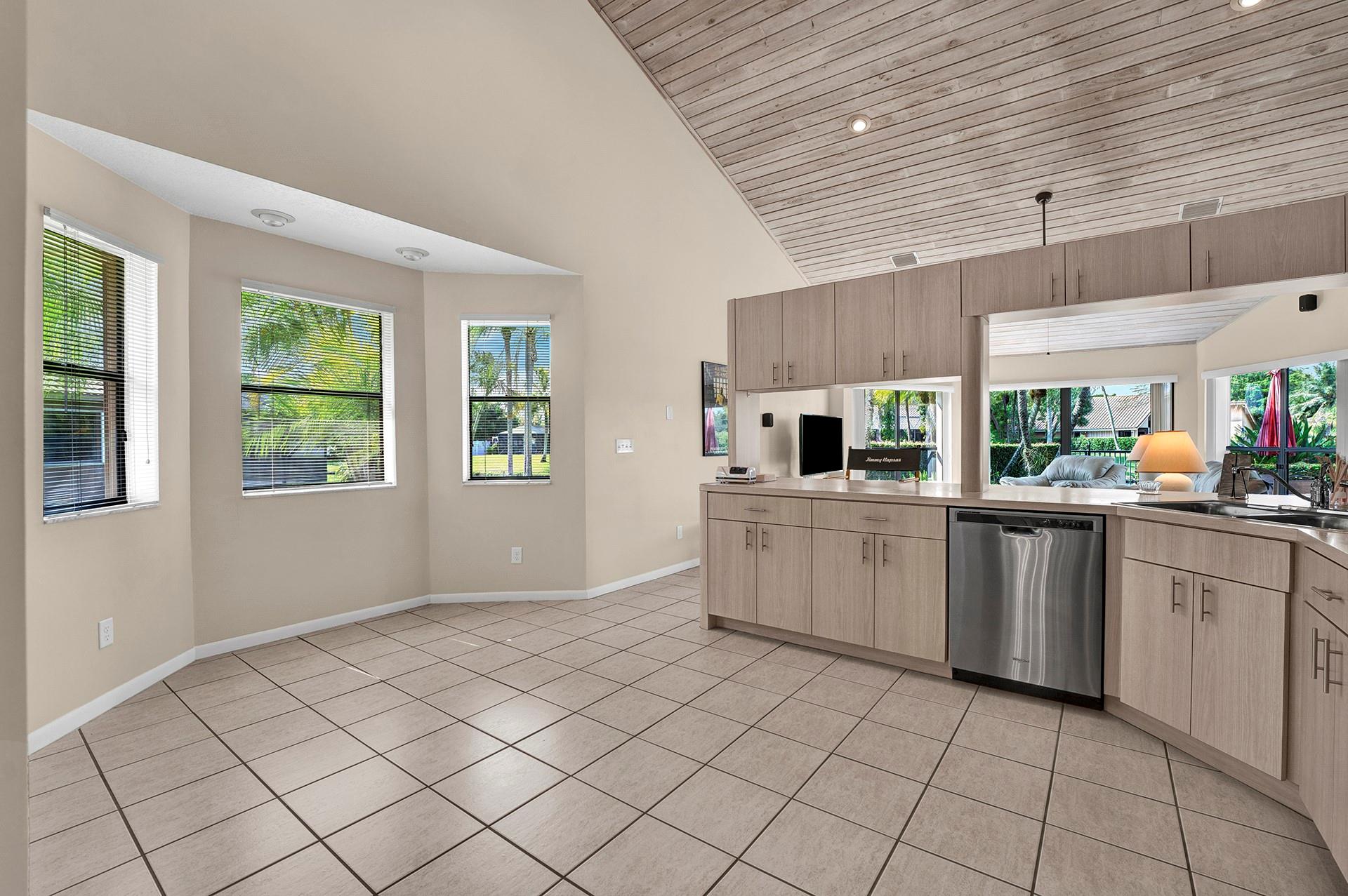 Pine Ridge 112-37 B - Residential