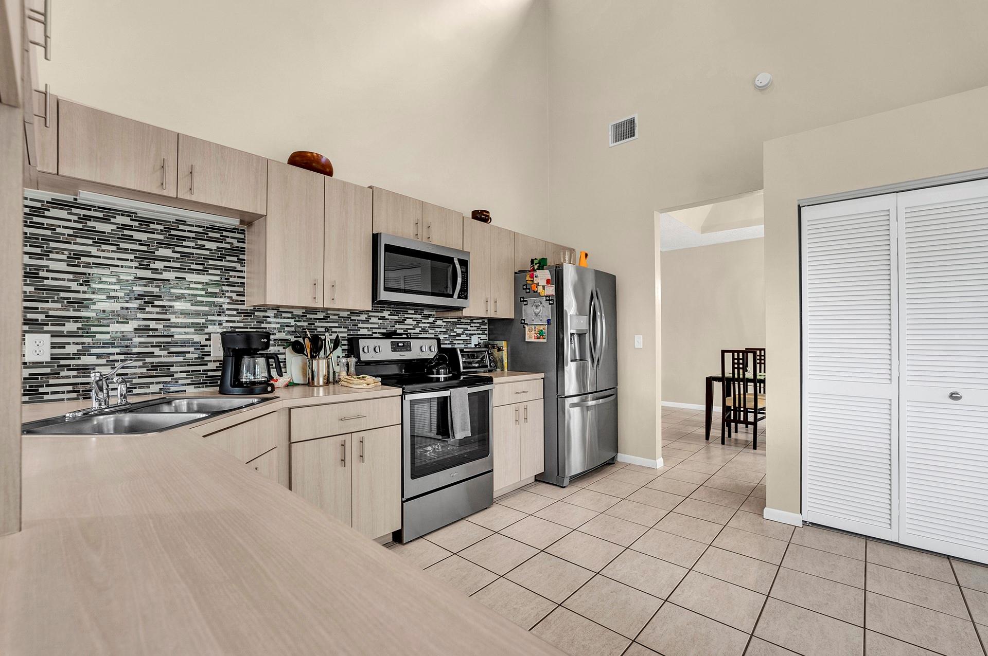 Pine Ridge 112-37 B - Residential