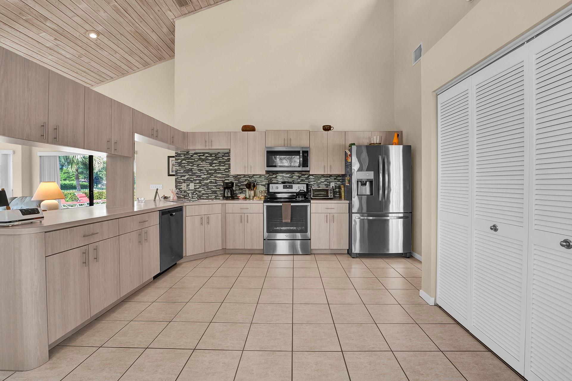 Pine Ridge 112-37 B - Residential