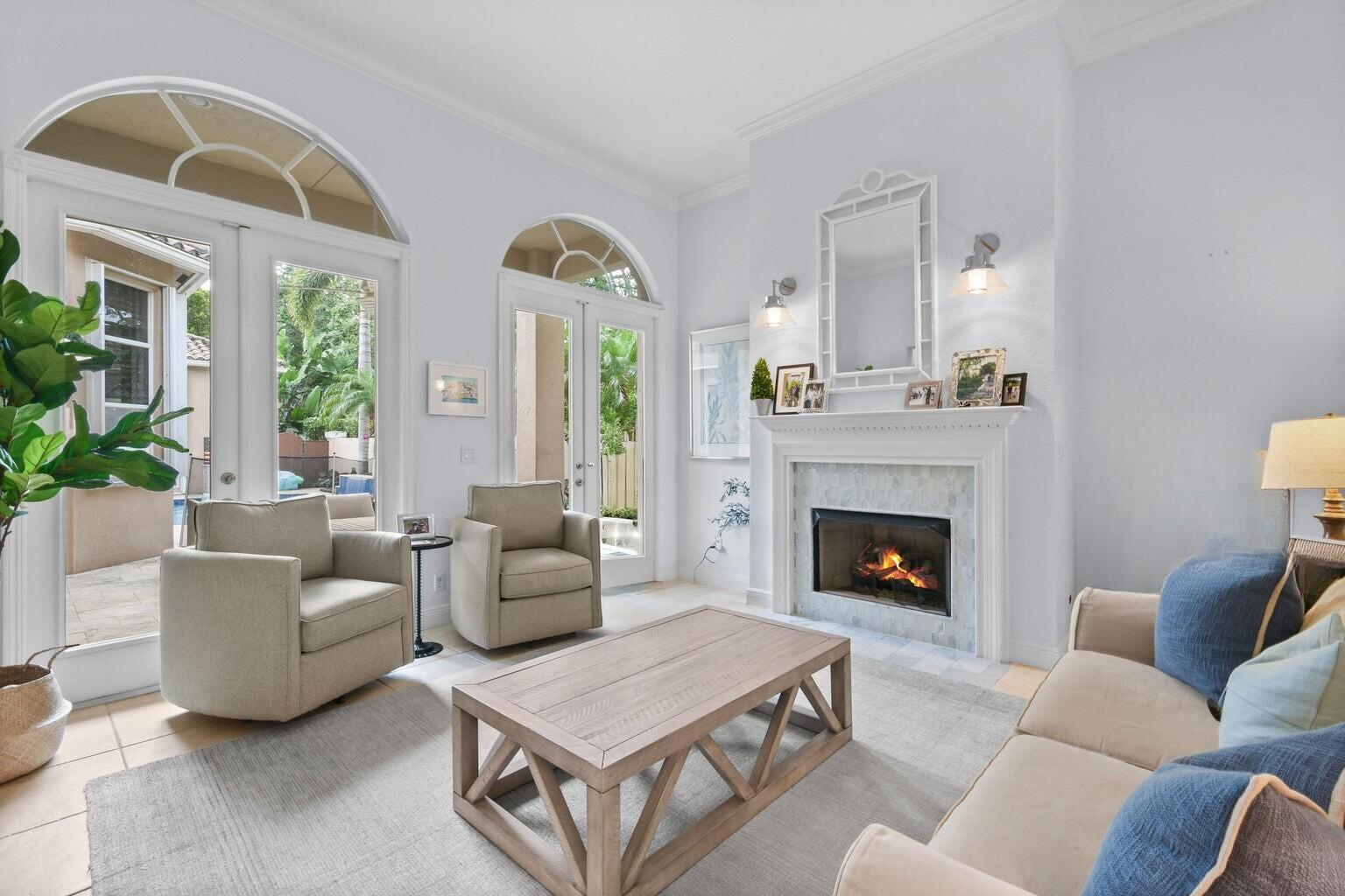 VALENCIA AT ABACOA - Residential