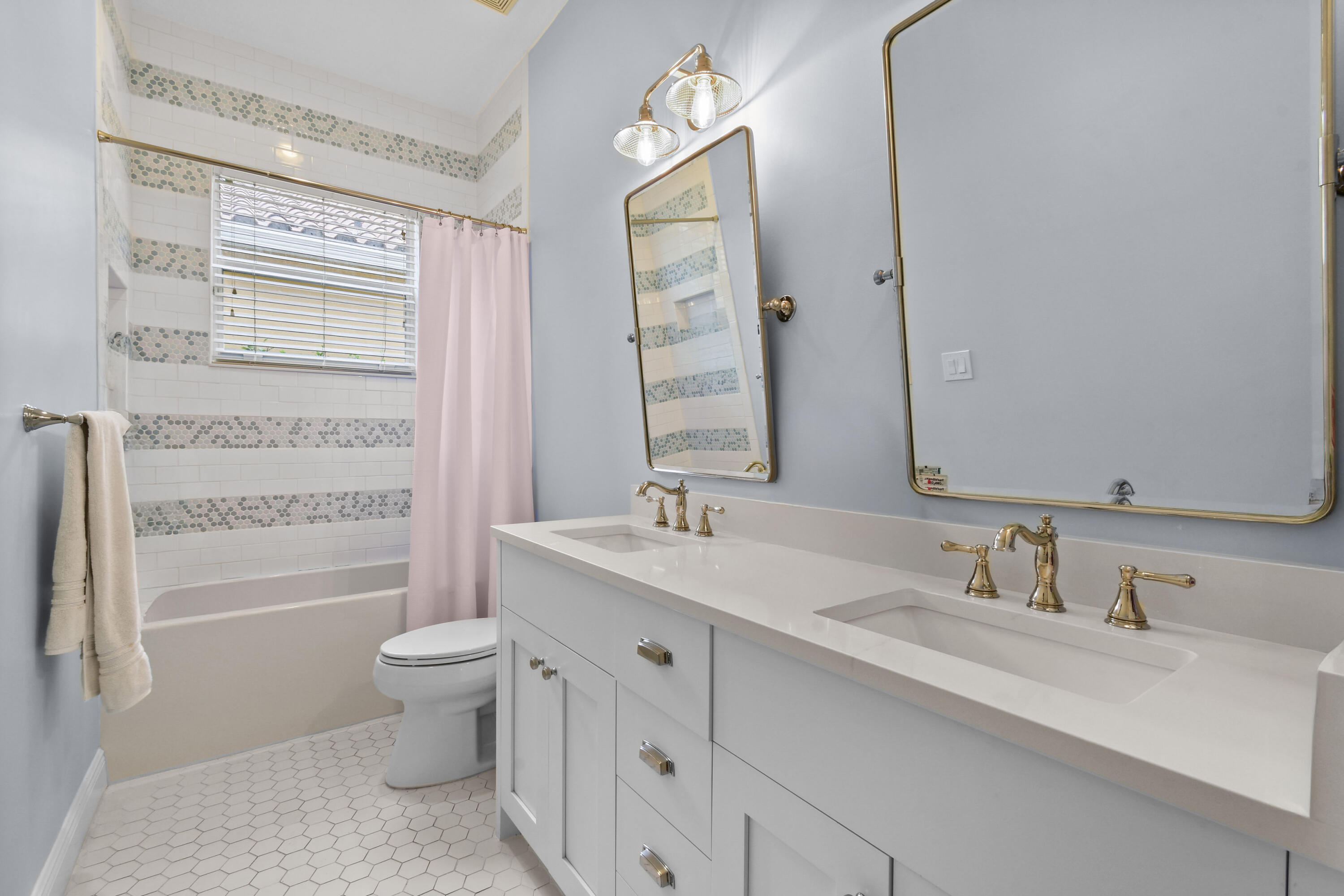 VALENCIA AT ABACOA - Residential