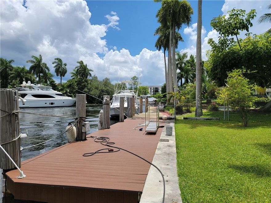 Investors dream ! Ocean access/No fixed bridges. Situated on the New River.  Built in 1941, this 3 bedroom 2 bath home has a huge potential when renovated or gutted and rebuilt. 9186 SF lot with 60' of deep water dockage.One mile to Las Olas shops and restaurants. Excellent location and a truly rare opportunity. Showings start August 23, 2022. Appointment only.