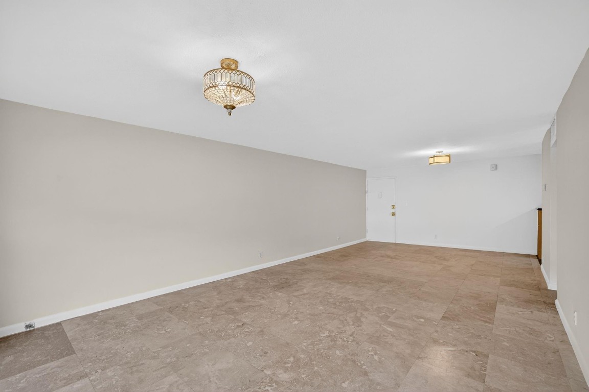 Caravel Condominium - Residential