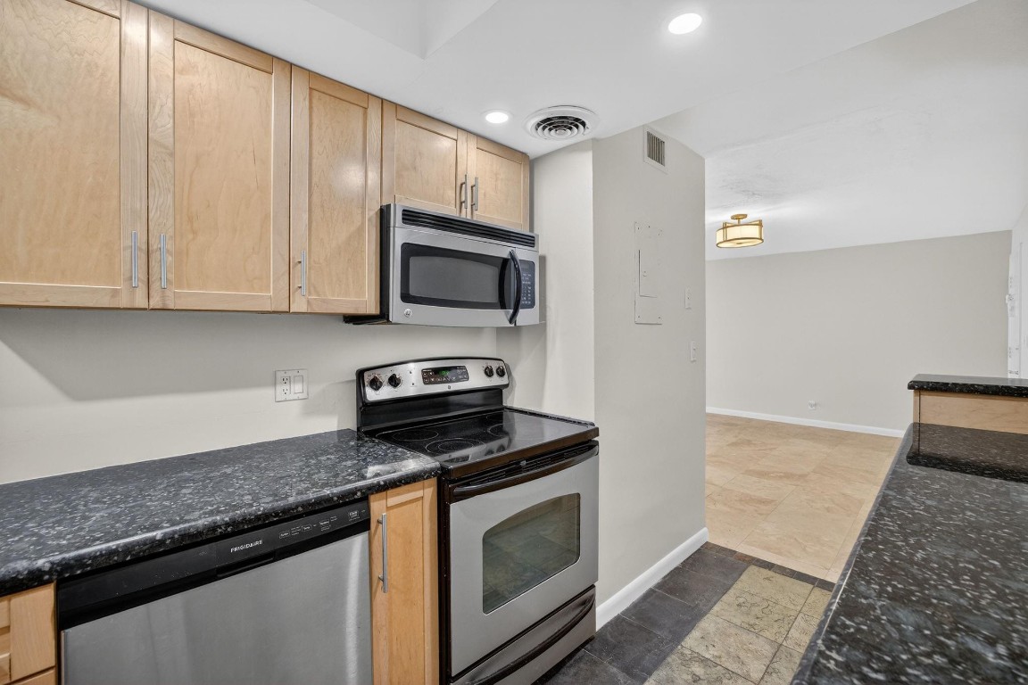 Caravel Condominium - Residential