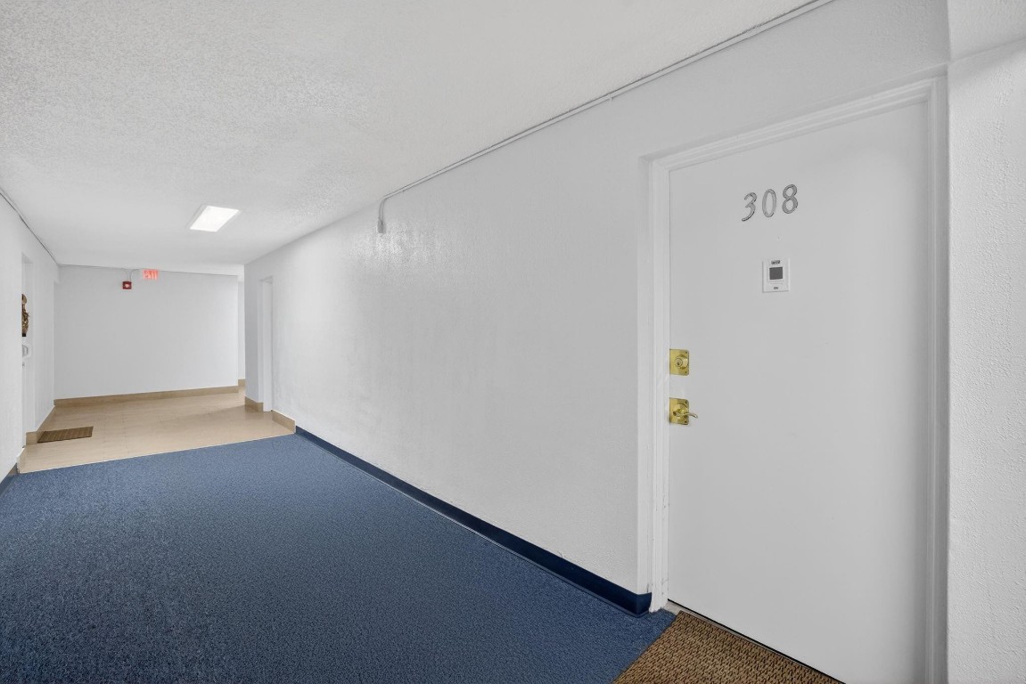 Caravel Condominium - Residential