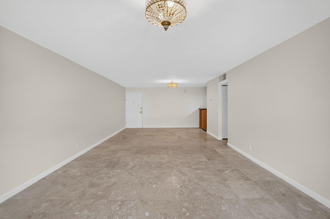 Caravel Condominium - Residential