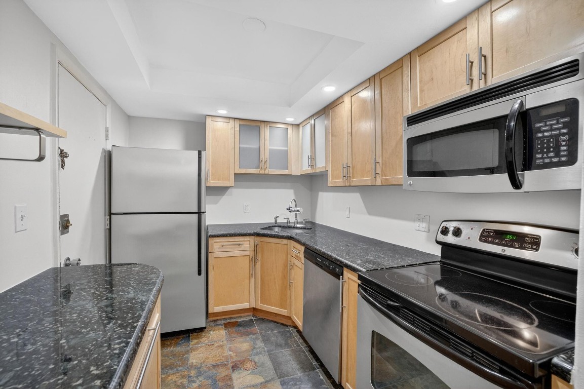 Caravel Condominium - Residential