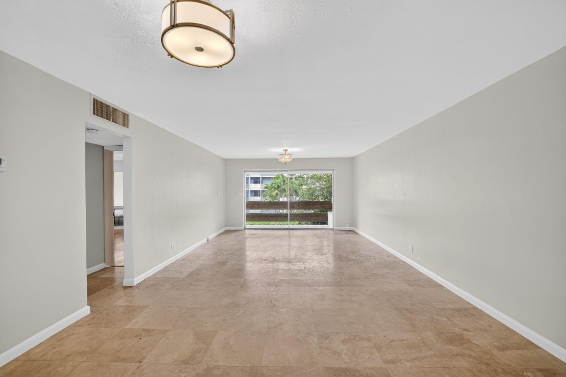 Caravel Condominium - Residential