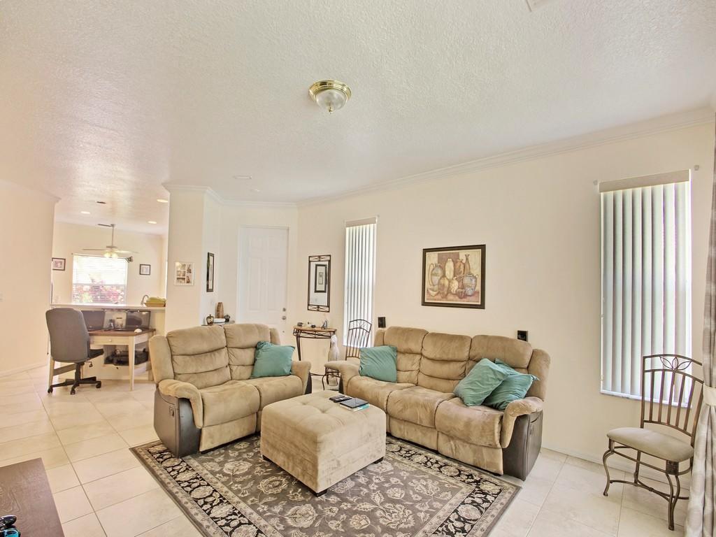 LAKEFOREST AT ST LUCIE WEST VIII - Residential