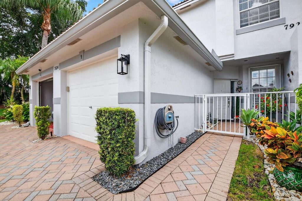 Photo of 7924 Laina Lane #1, Boynton Beach, FL 33437 (MLS # R11114233)