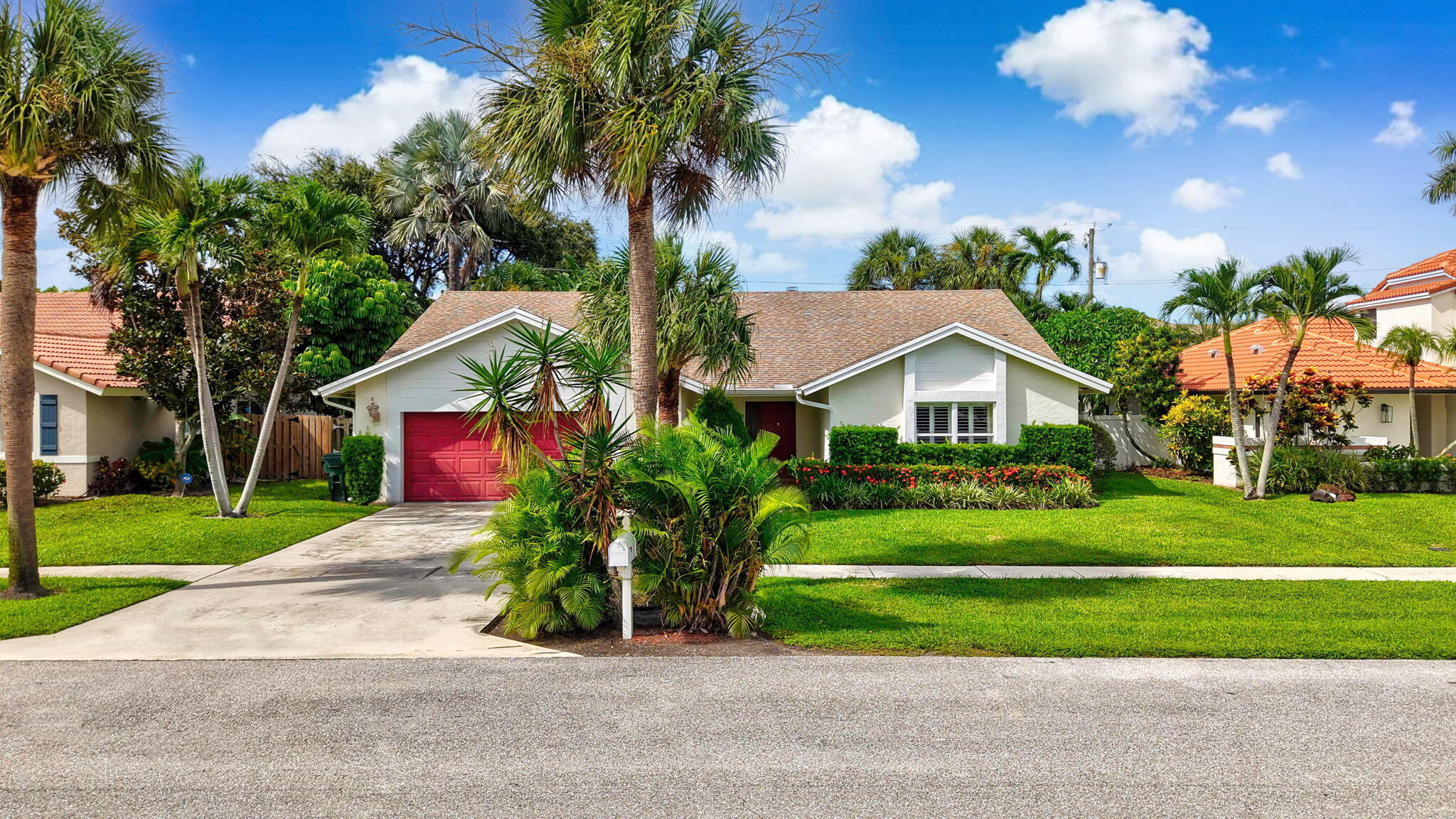 435 MOHAWK Lane