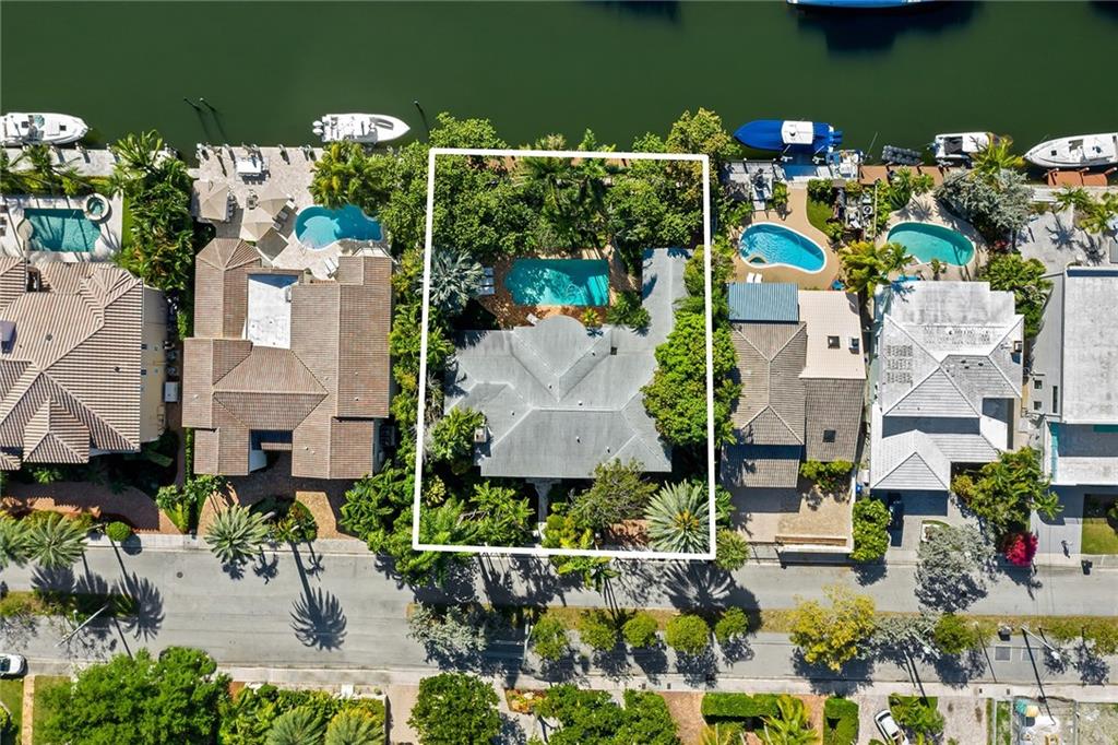 Riviera 6-17 B - Residential