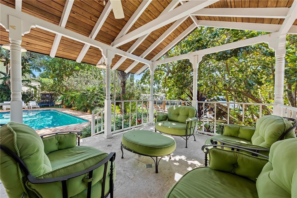 Riviera 6-17 B - Residential