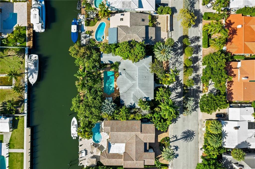 Riviera 6-17 B - Residential