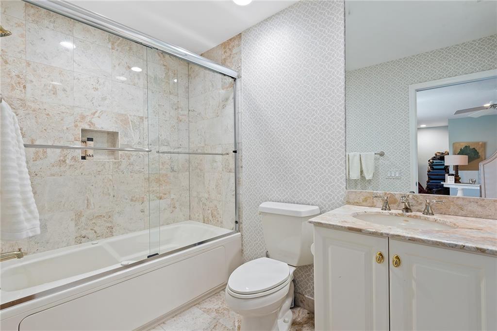 Riviera 6-17 B - Residential