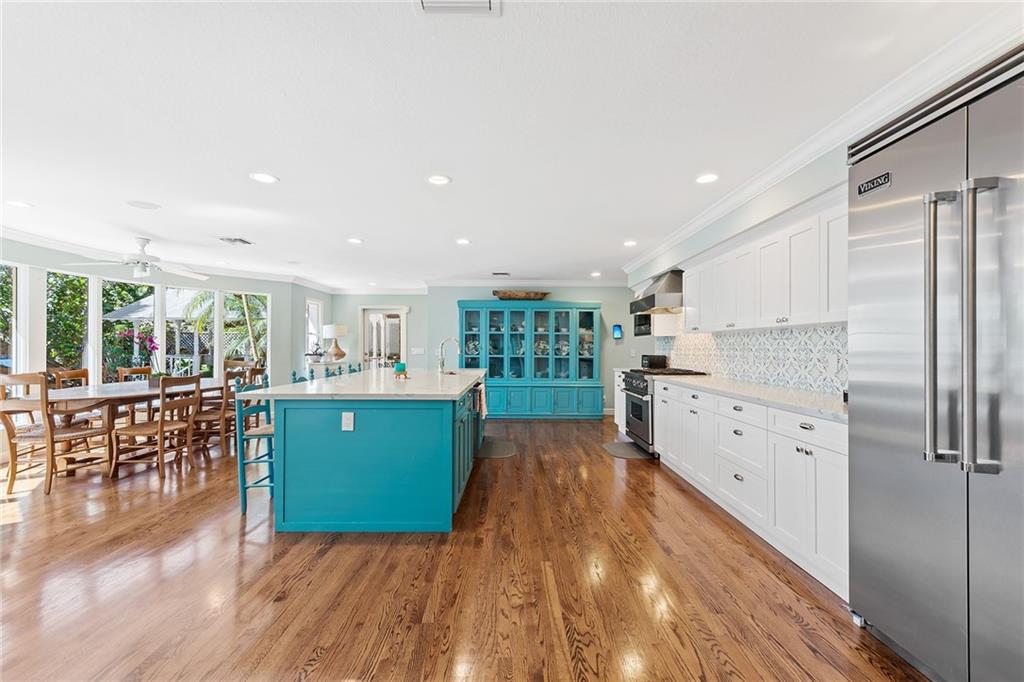 Riviera 6-17 B - Residential