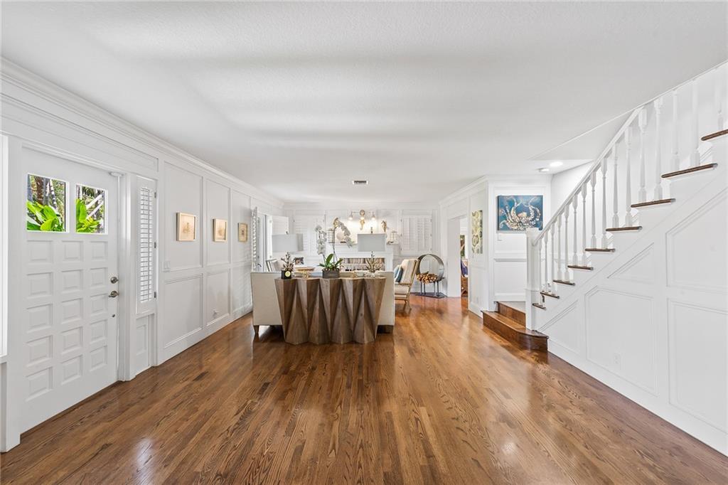 Riviera 6-17 B - Residential