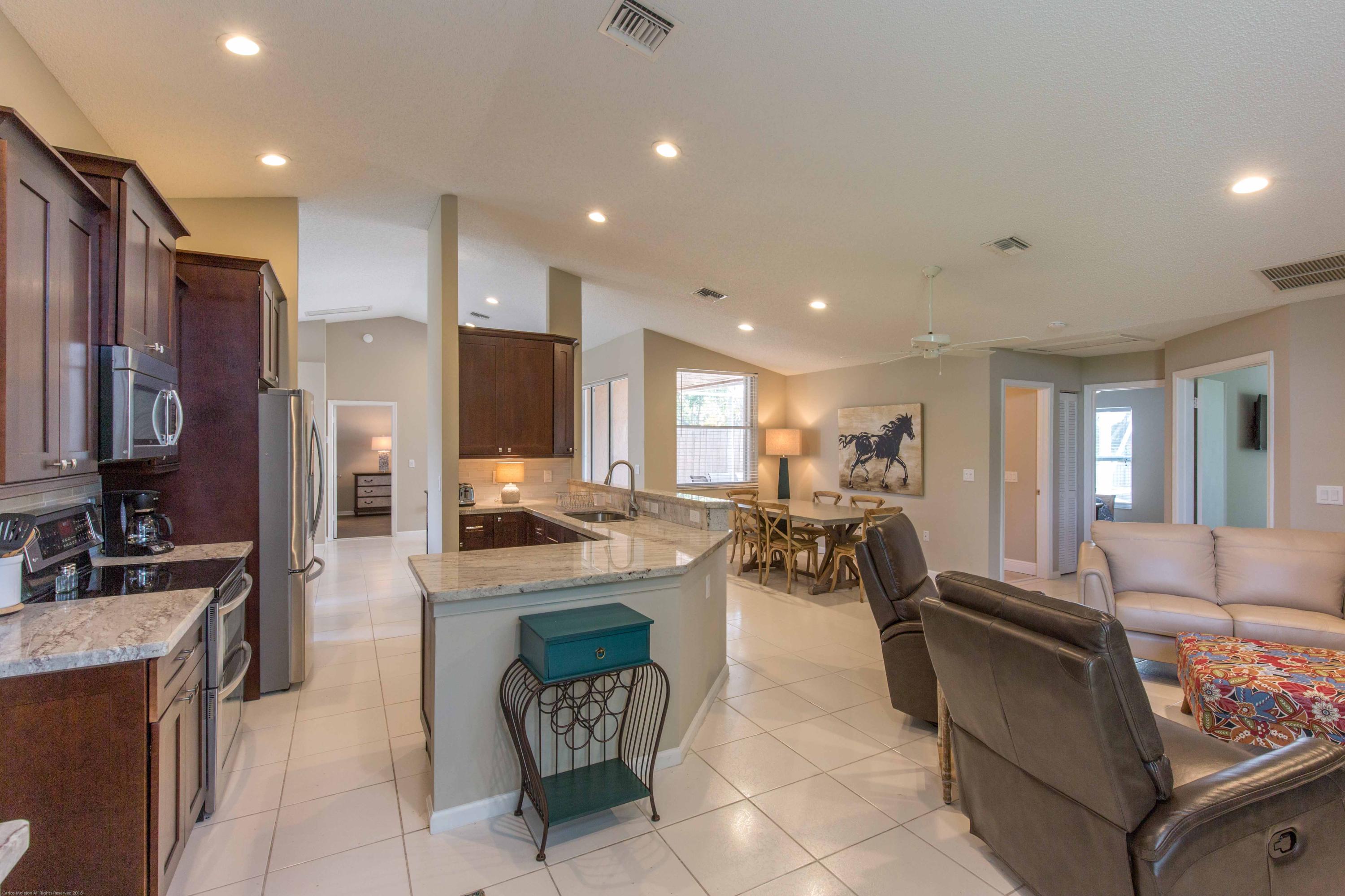 MEADOWLAND COVE 1 OF WELLINGTON - Residential Lease