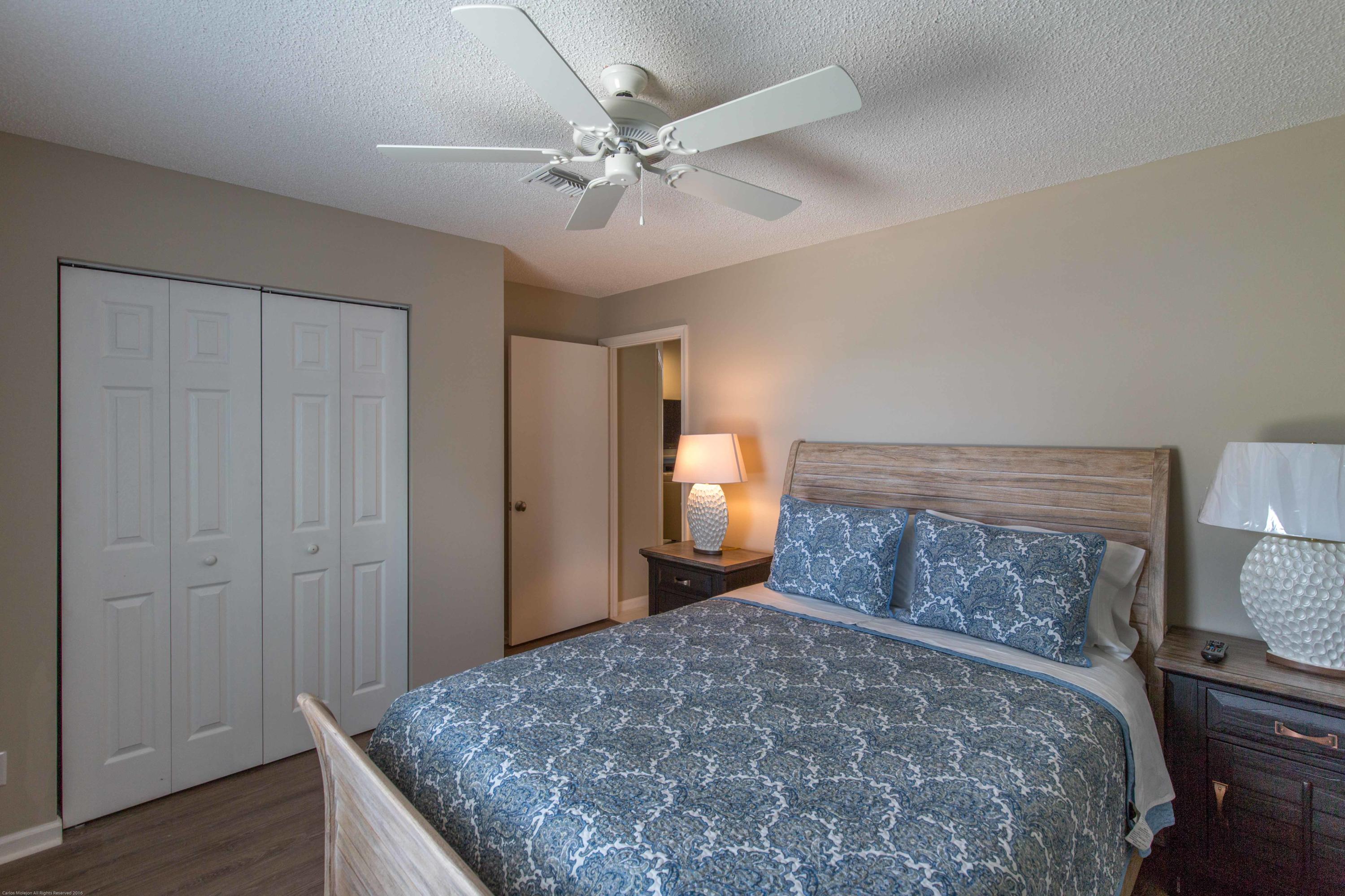 MEADOWLAND COVE 1 OF WELLINGTON - Residential Lease