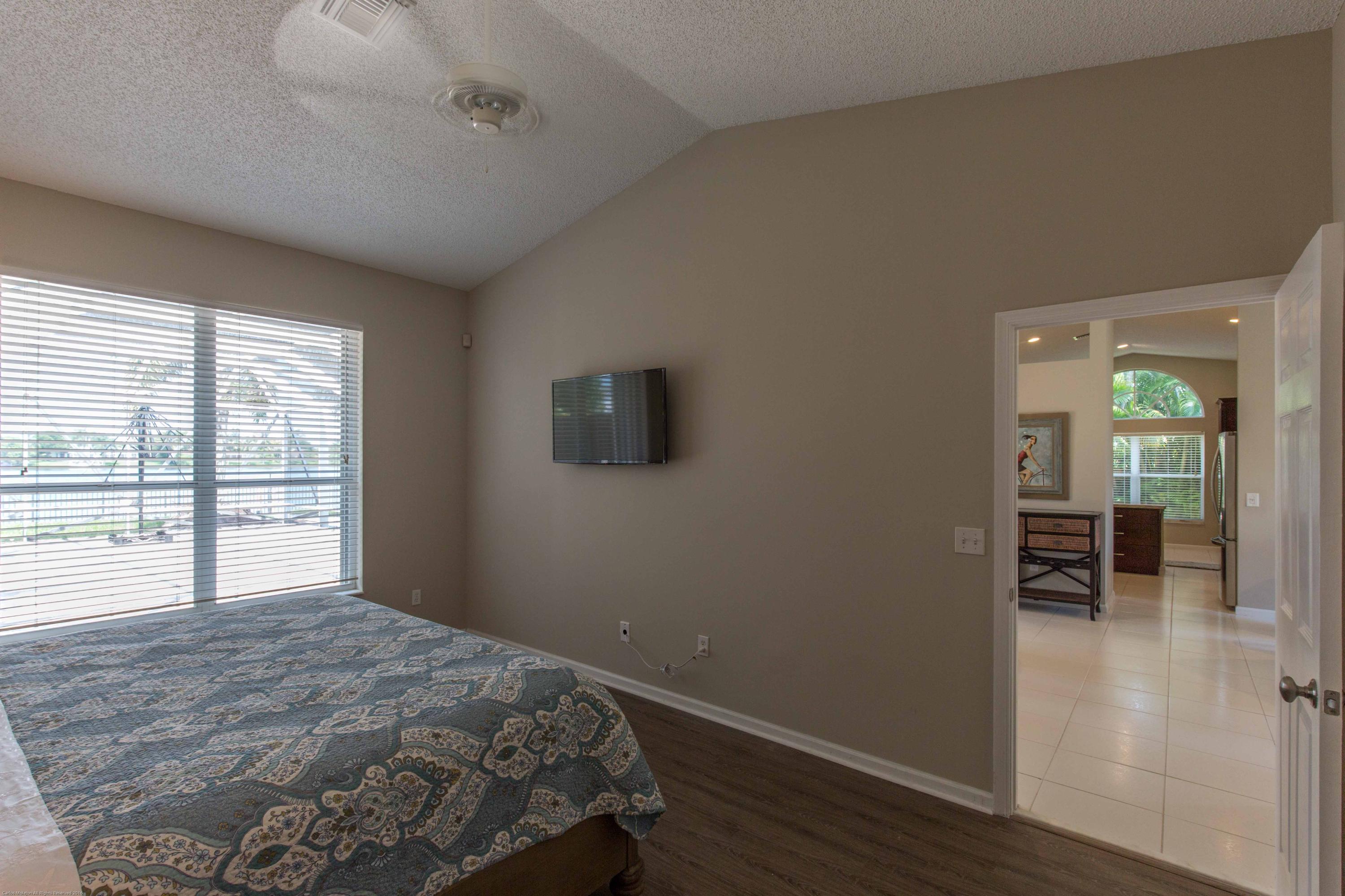 MEADOWLAND COVE 1 OF WELLINGTON - Residential Lease