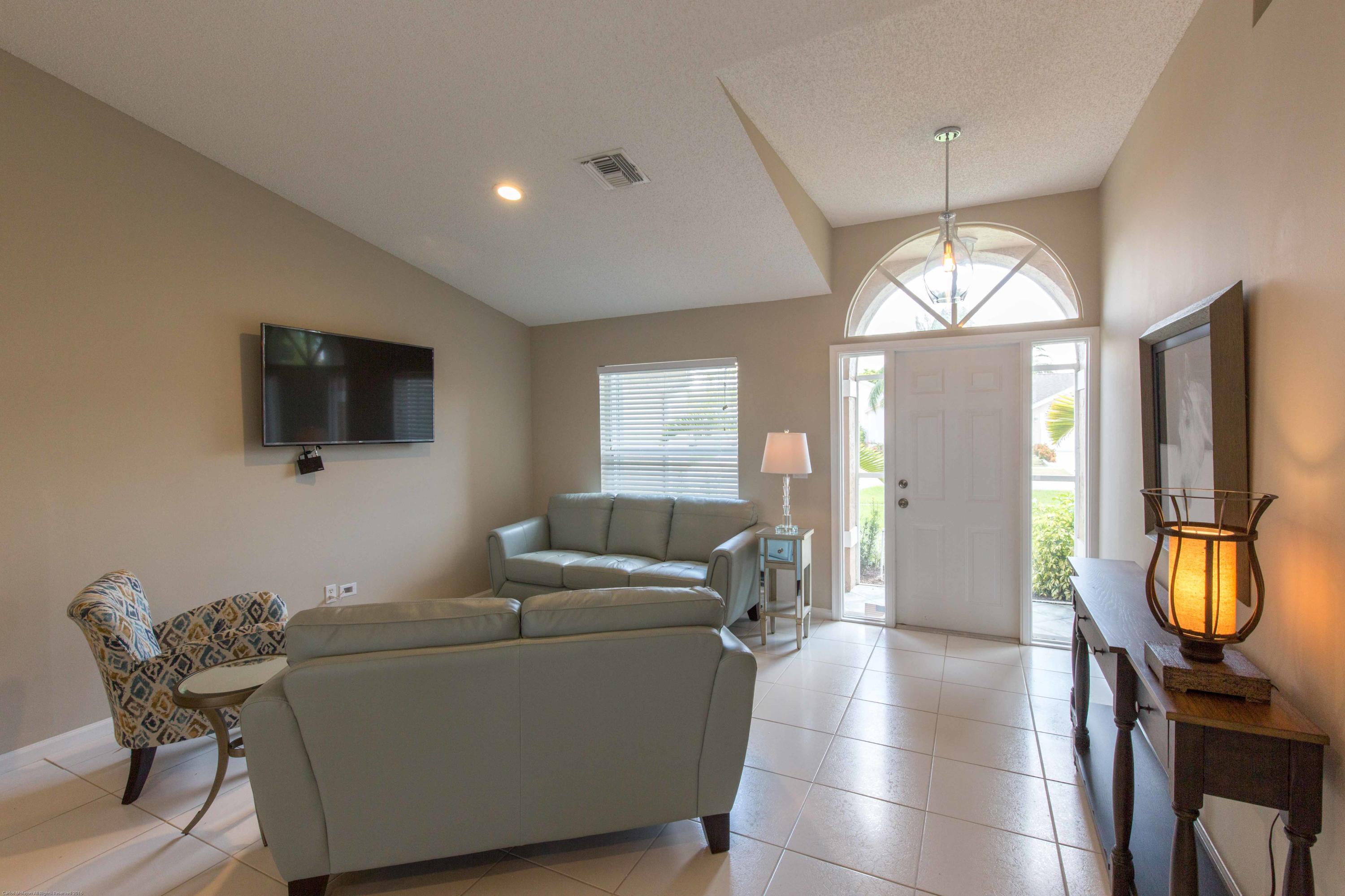 MEADOWLAND COVE 1 OF WELLINGTON - Residential Lease