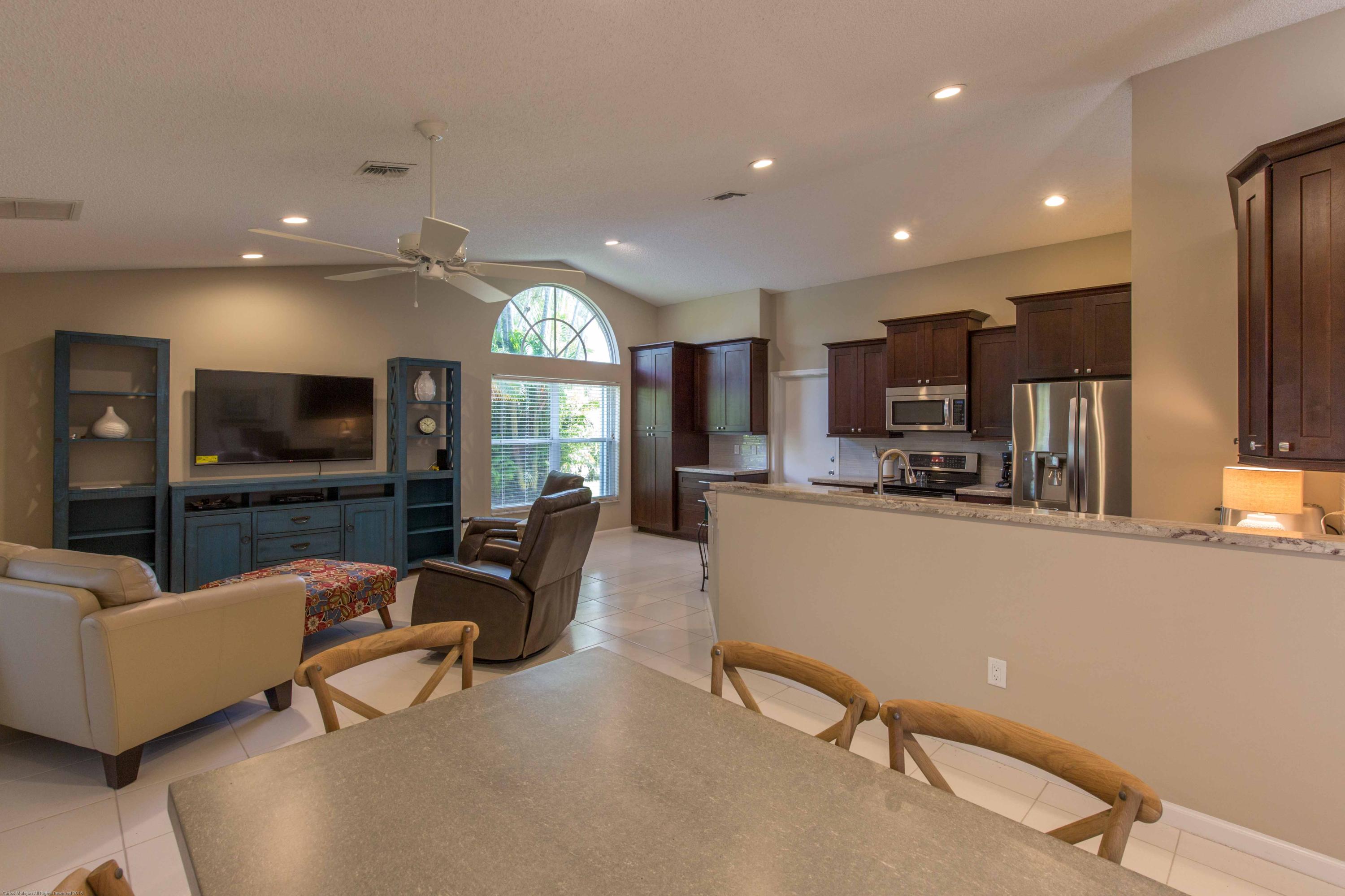 MEADOWLAND COVE 1 OF WELLINGTON - Residential Lease