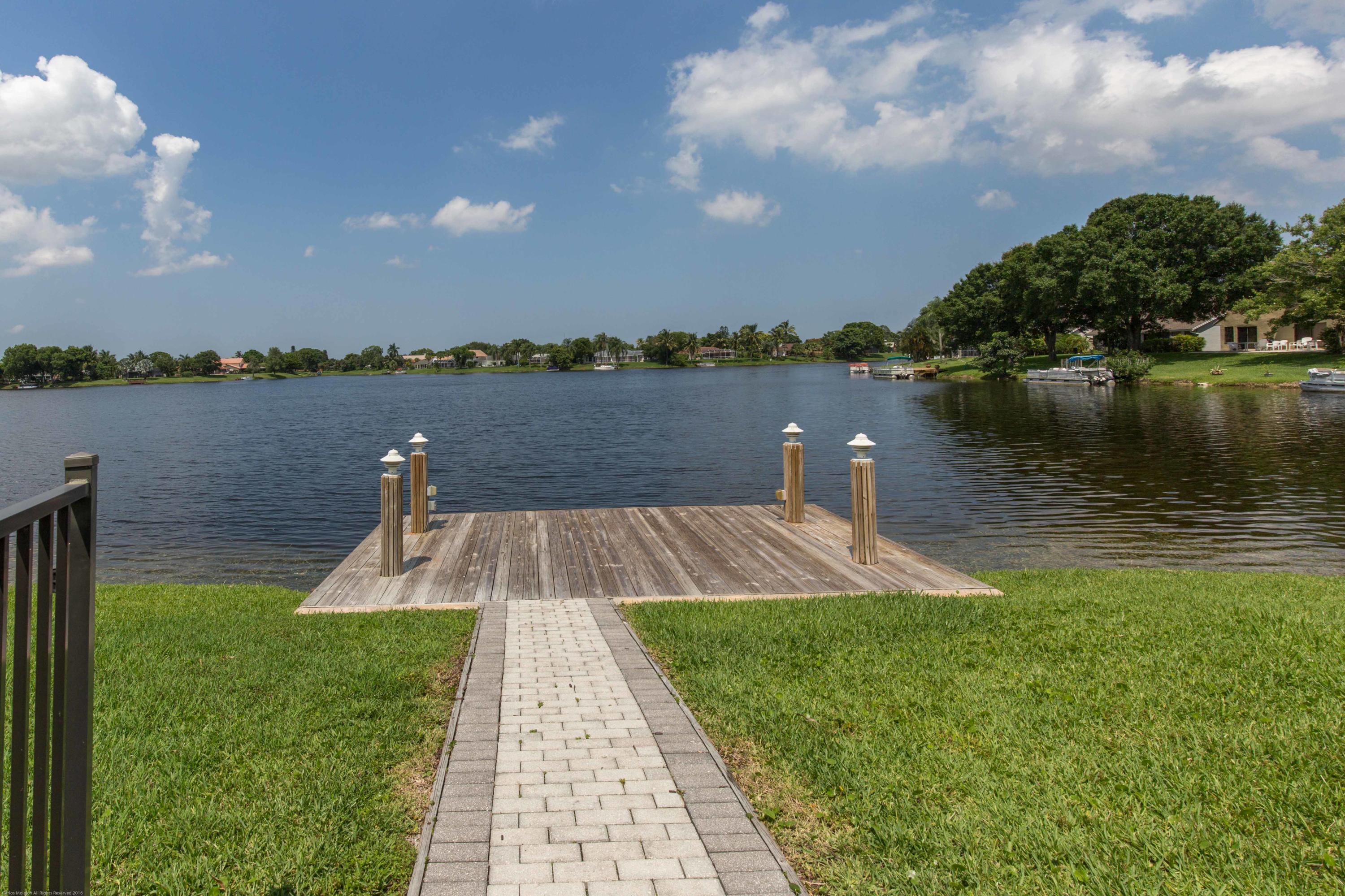 MEADOWLAND COVE 1 OF WELLINGTON - Residential Lease