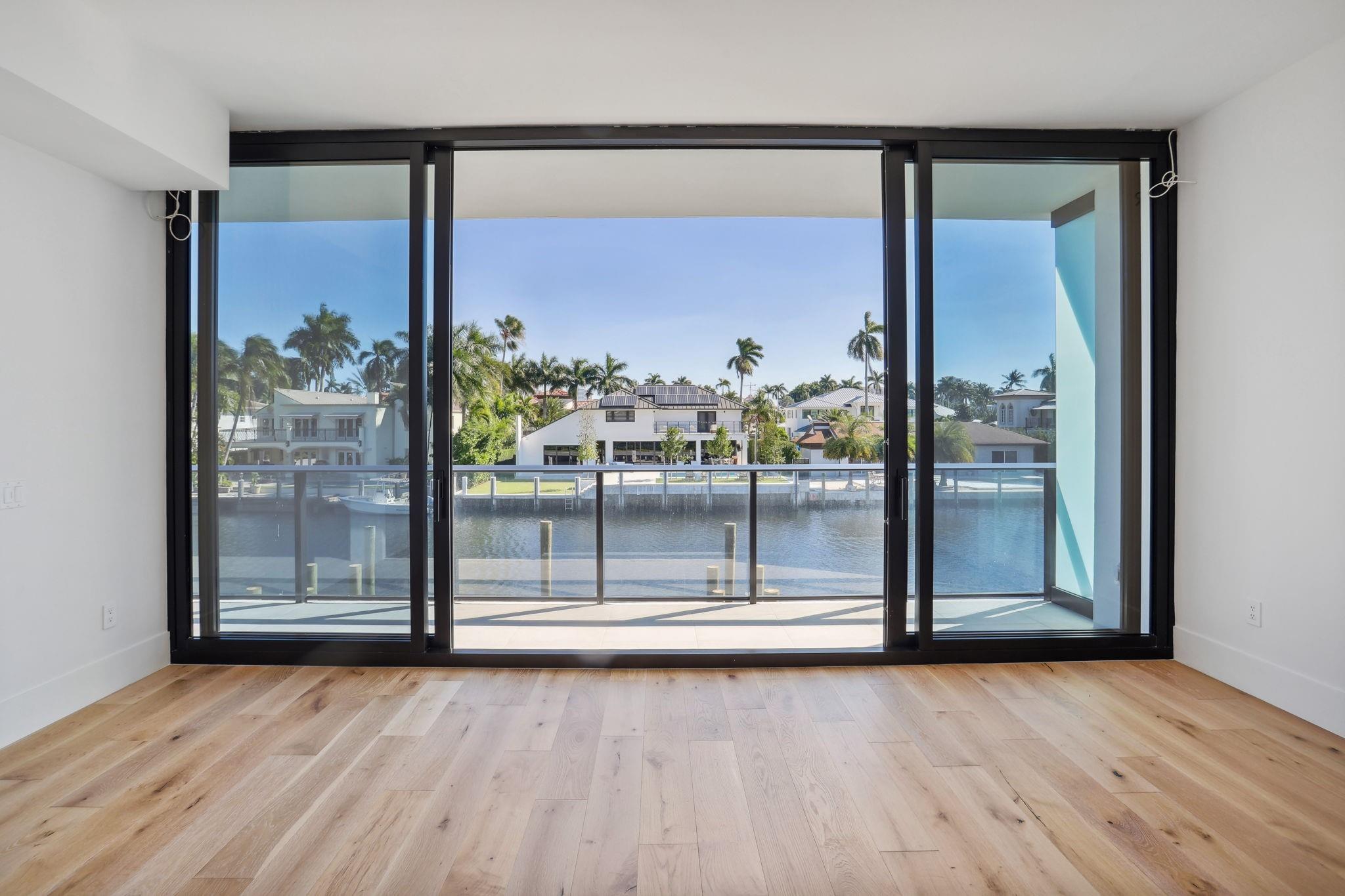 160 Marina Bay - Residential