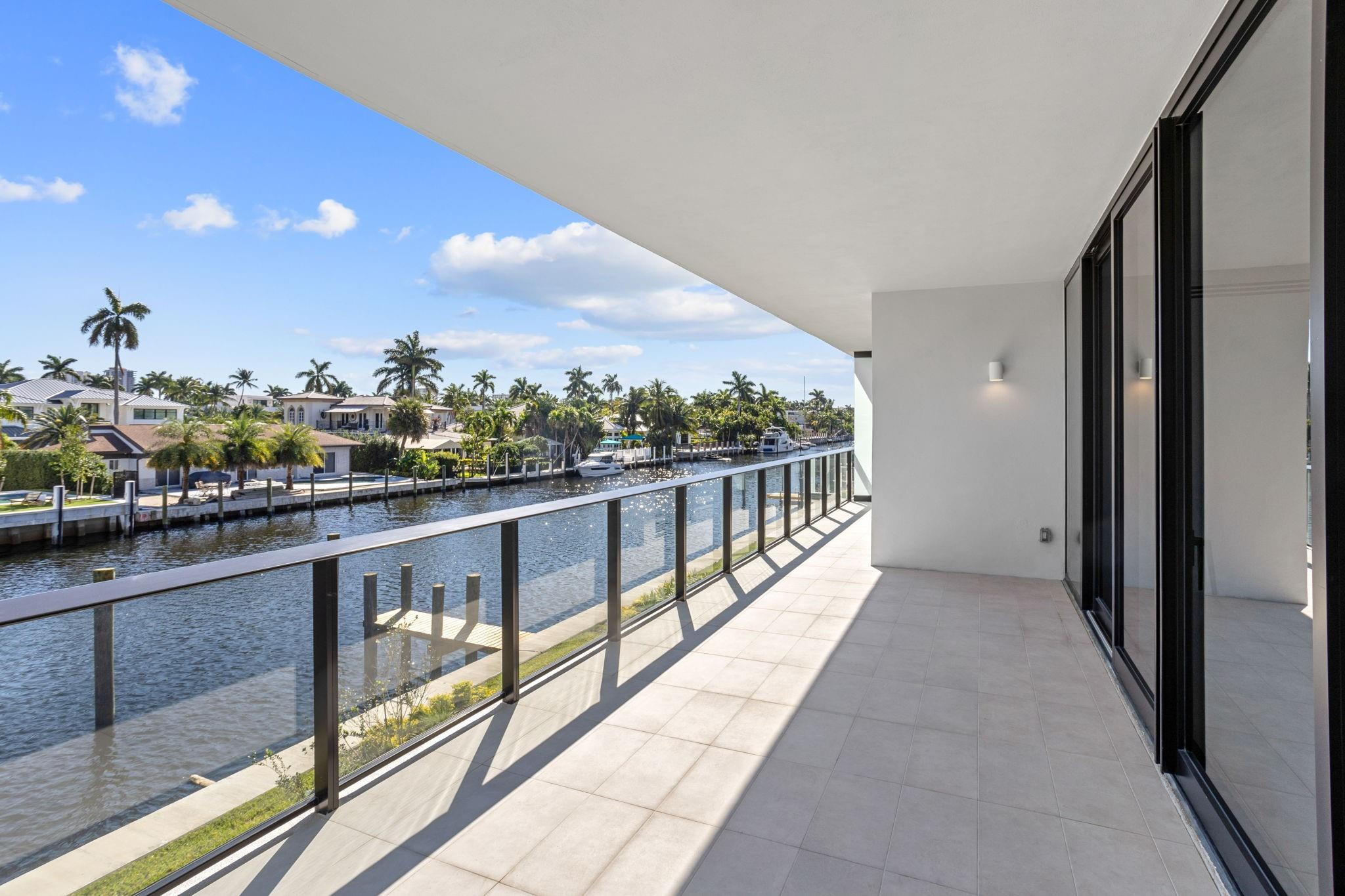 160 Marina Bay - Residential